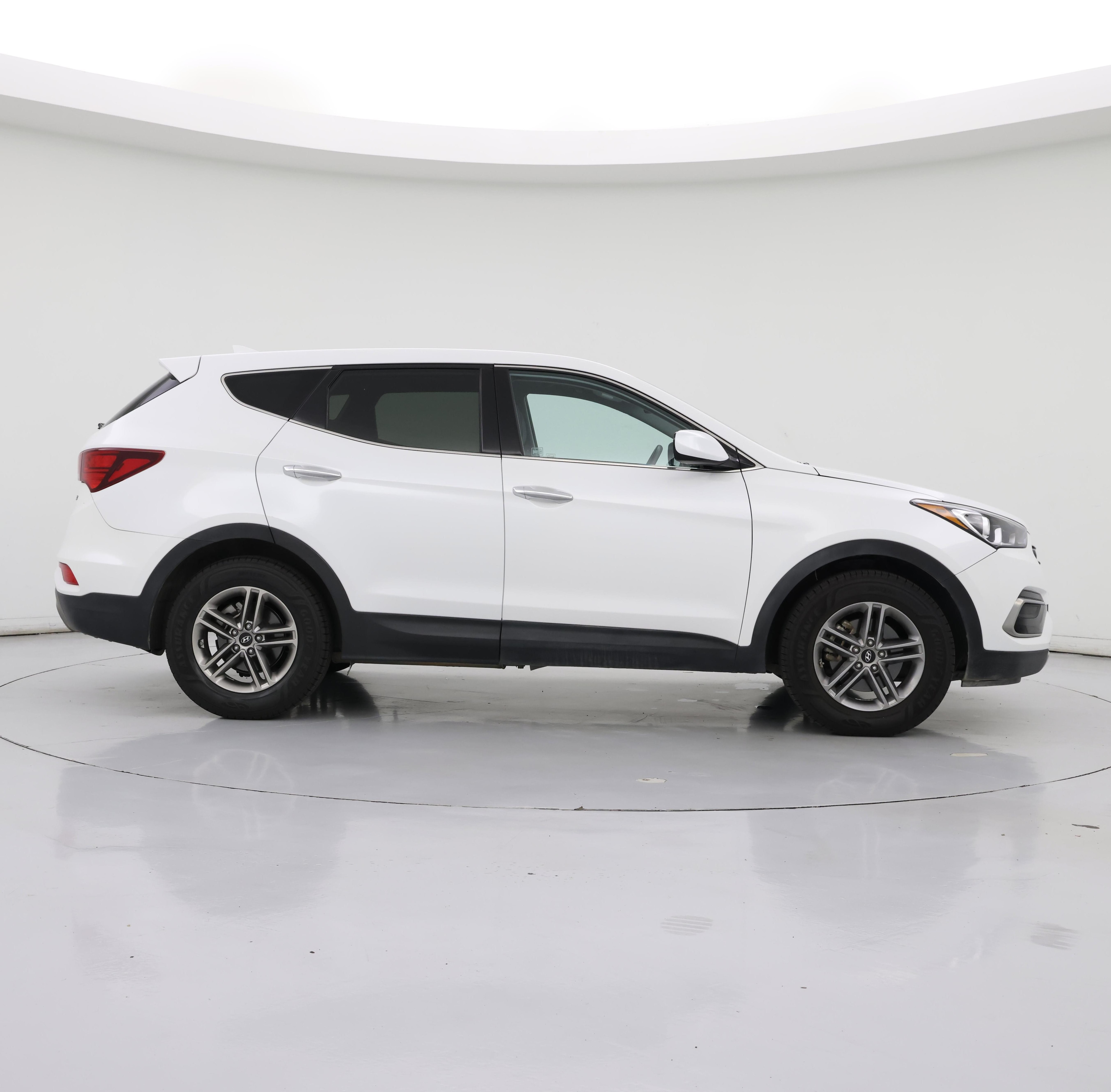 Thumbnail: 2017 Hyundai Santa Fe - 7