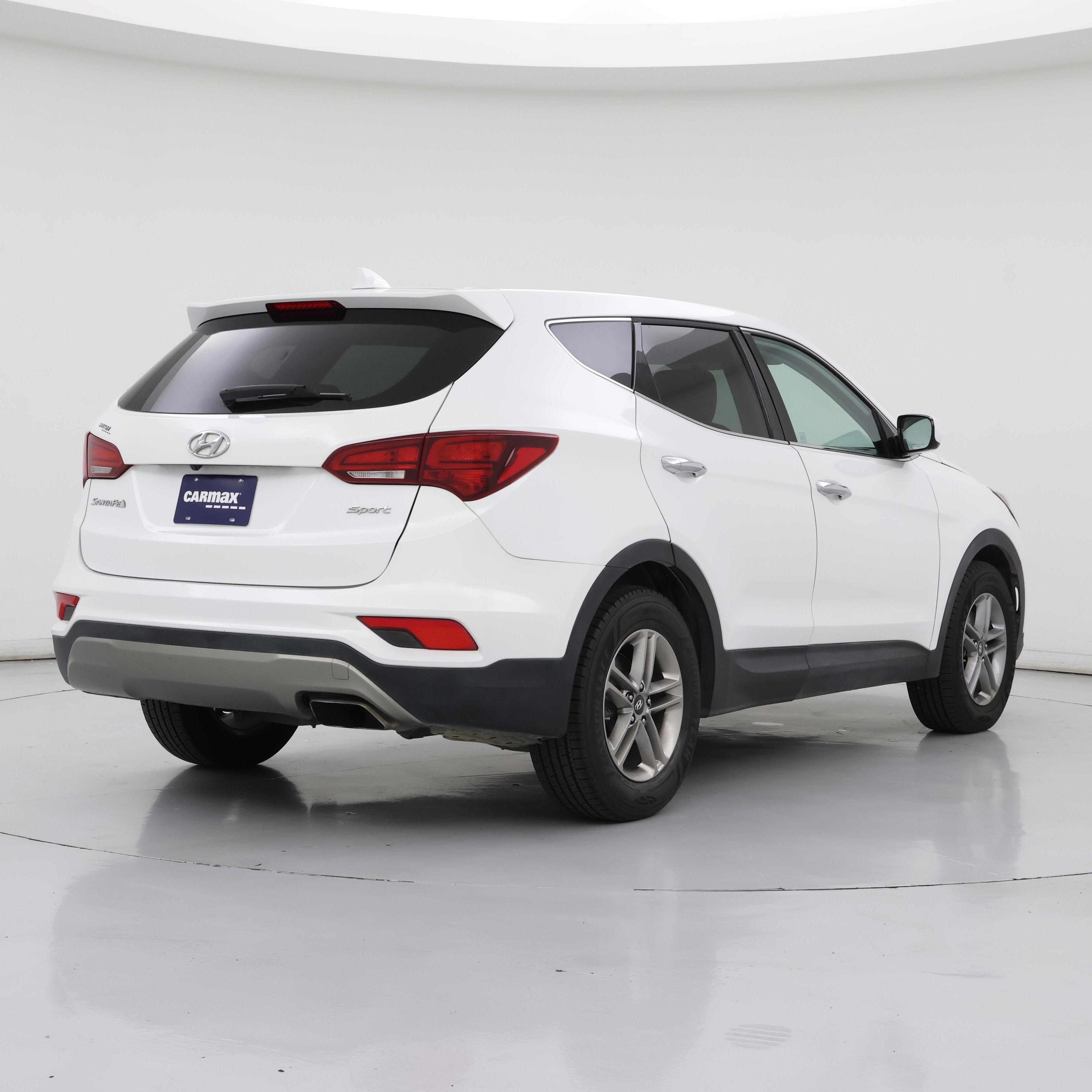 Thumbnail: 2017 Hyundai Santa Fe - 8