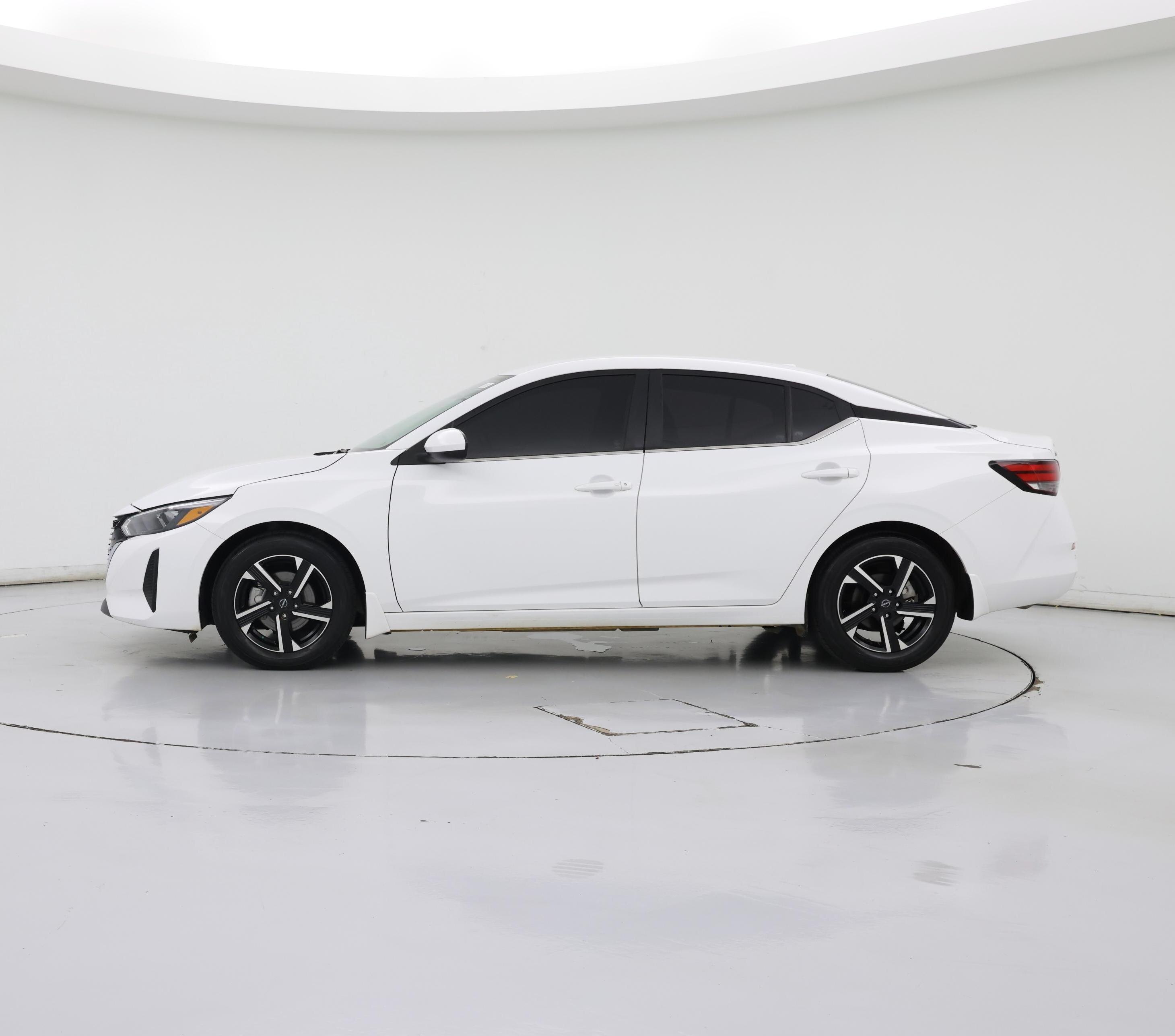 Thumbnail: 2024 Nissan Sentra - 3