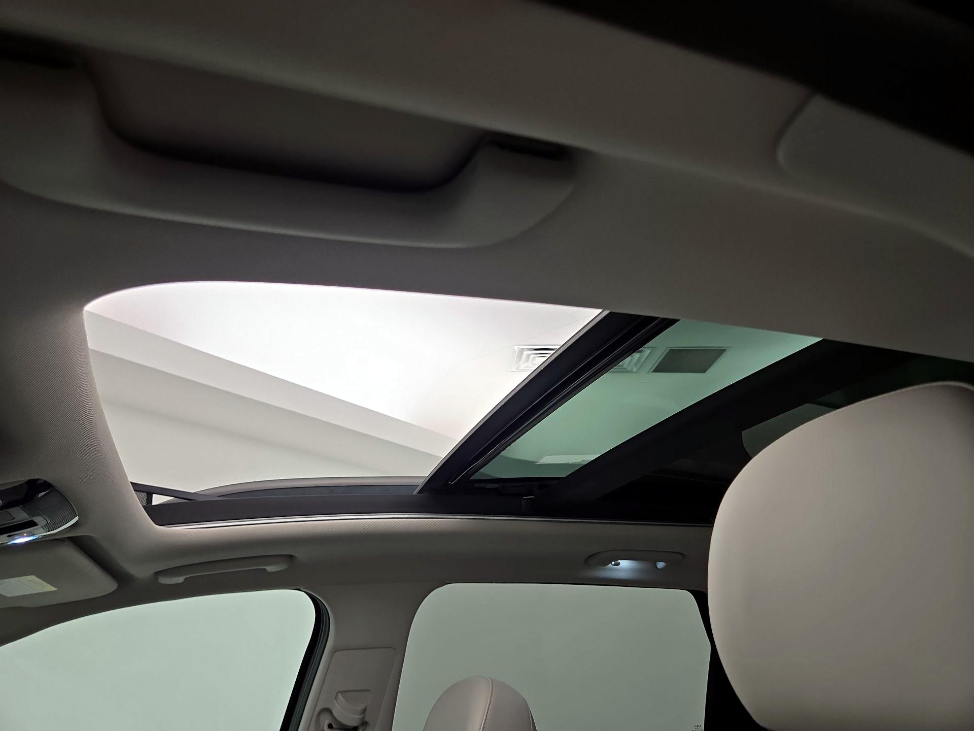 Thumbnail: 2022 Kia Sorento - 20