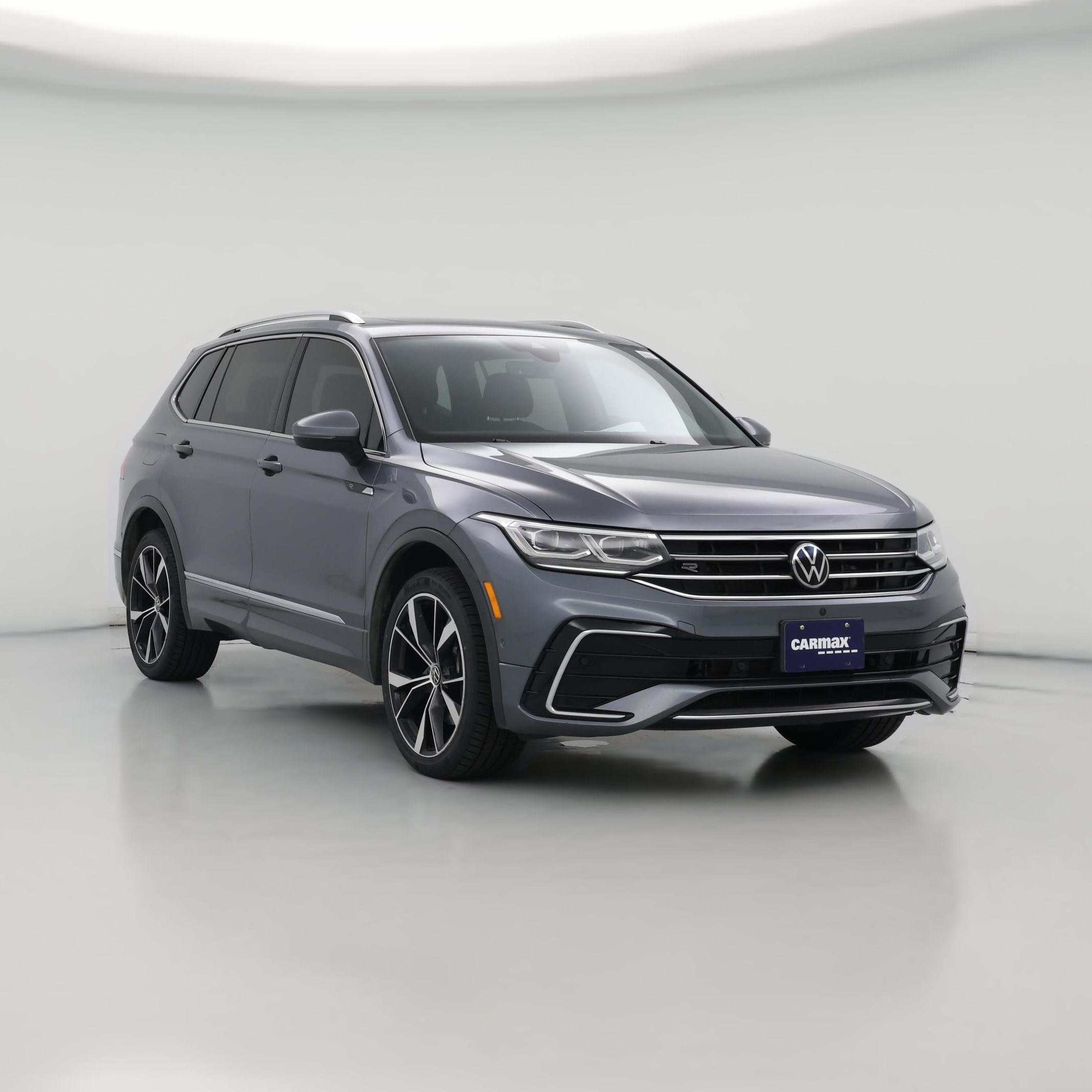 Thumbnail: 2022 Volkswagen Tiguan - 1