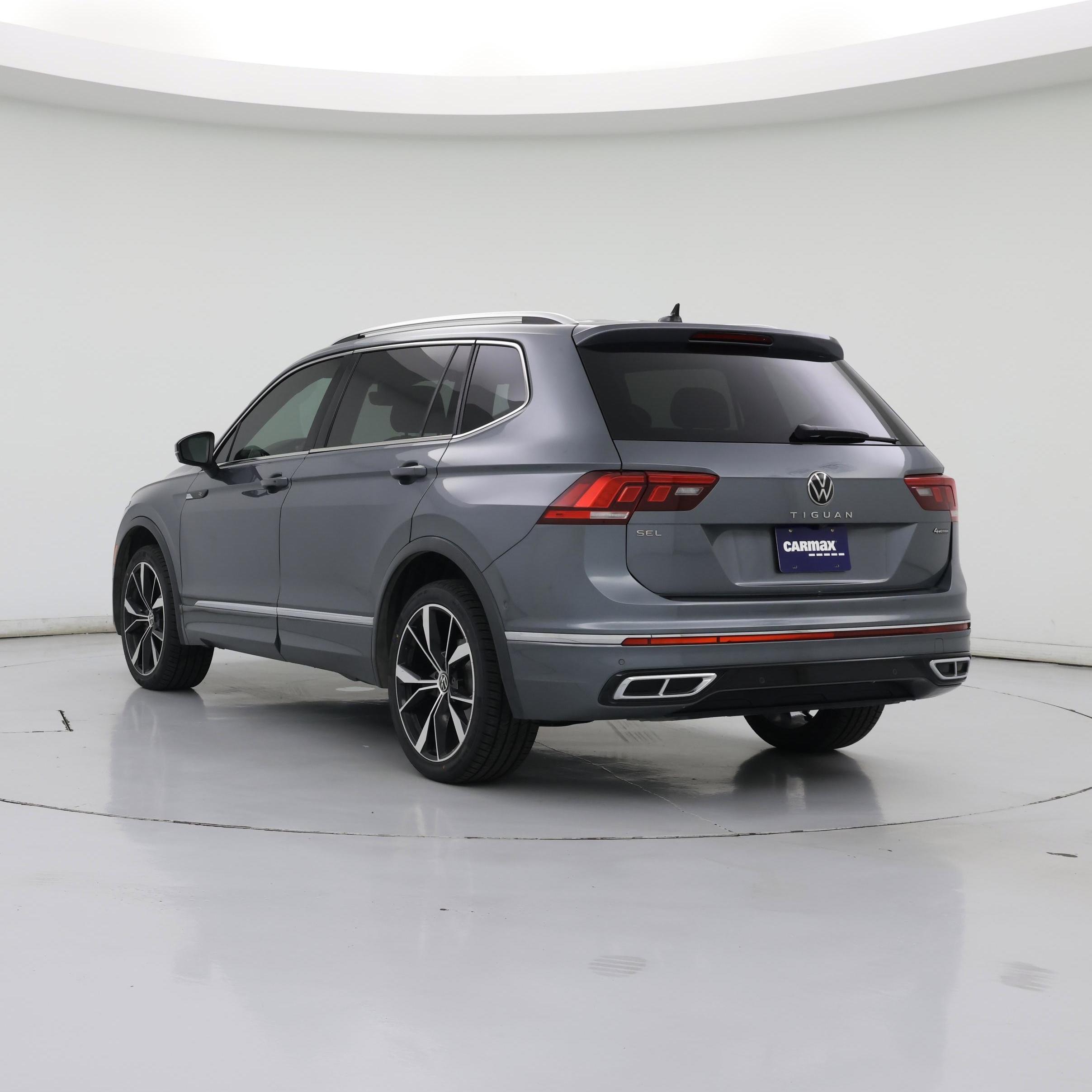 Thumbnail: 2022 Volkswagen Tiguan - 2