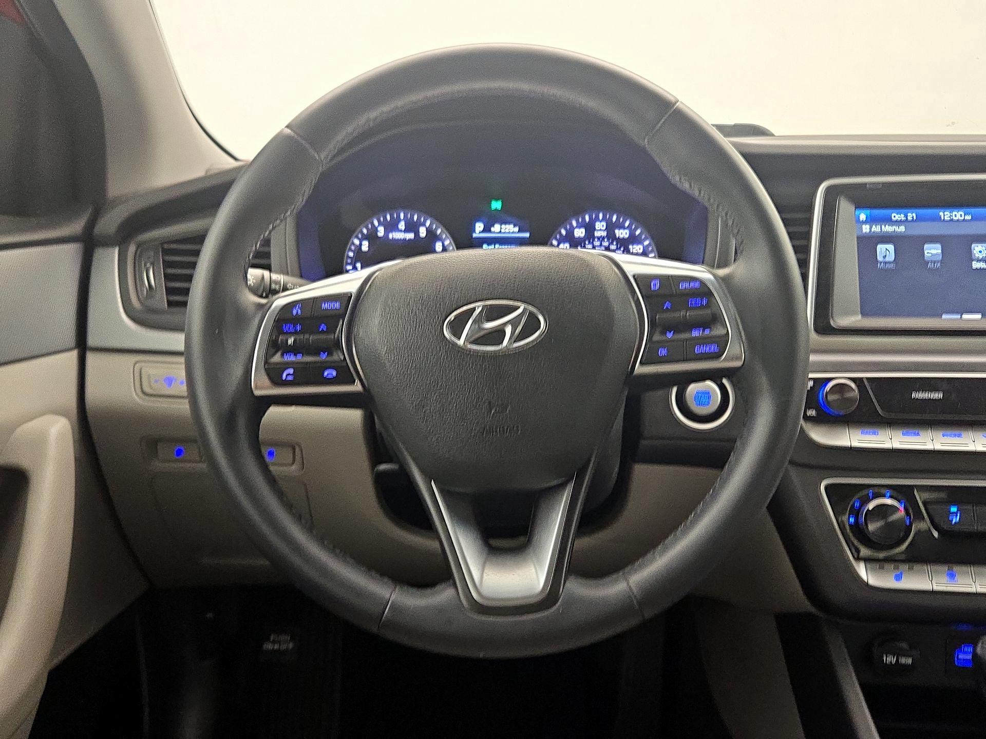 Thumbnail: 2018 Hyundai Sonata - 10