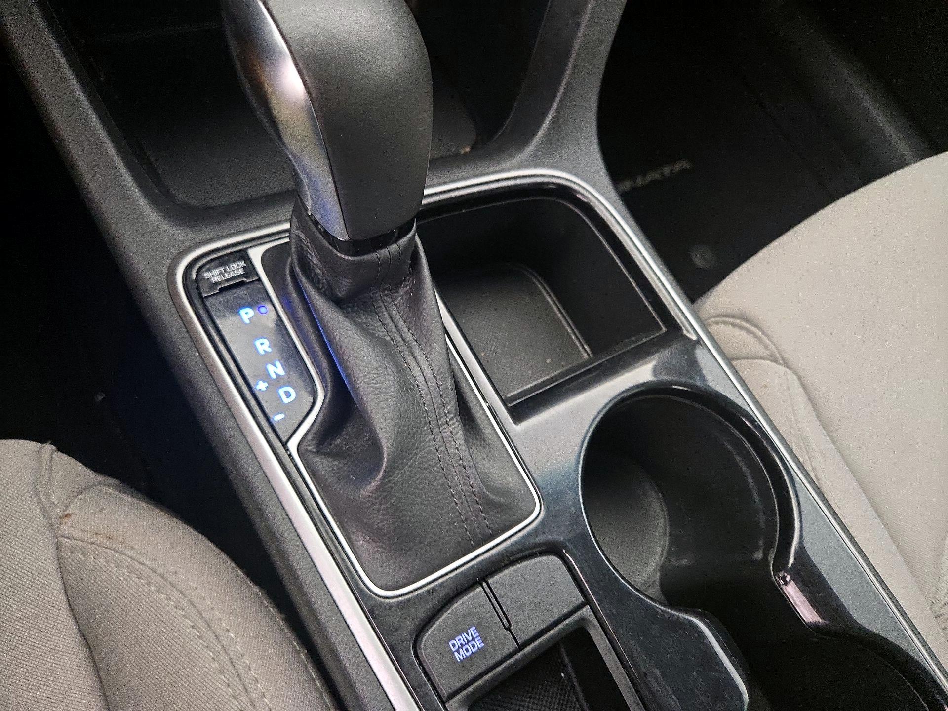 Thumbnail: 2018 Hyundai Sonata - 17