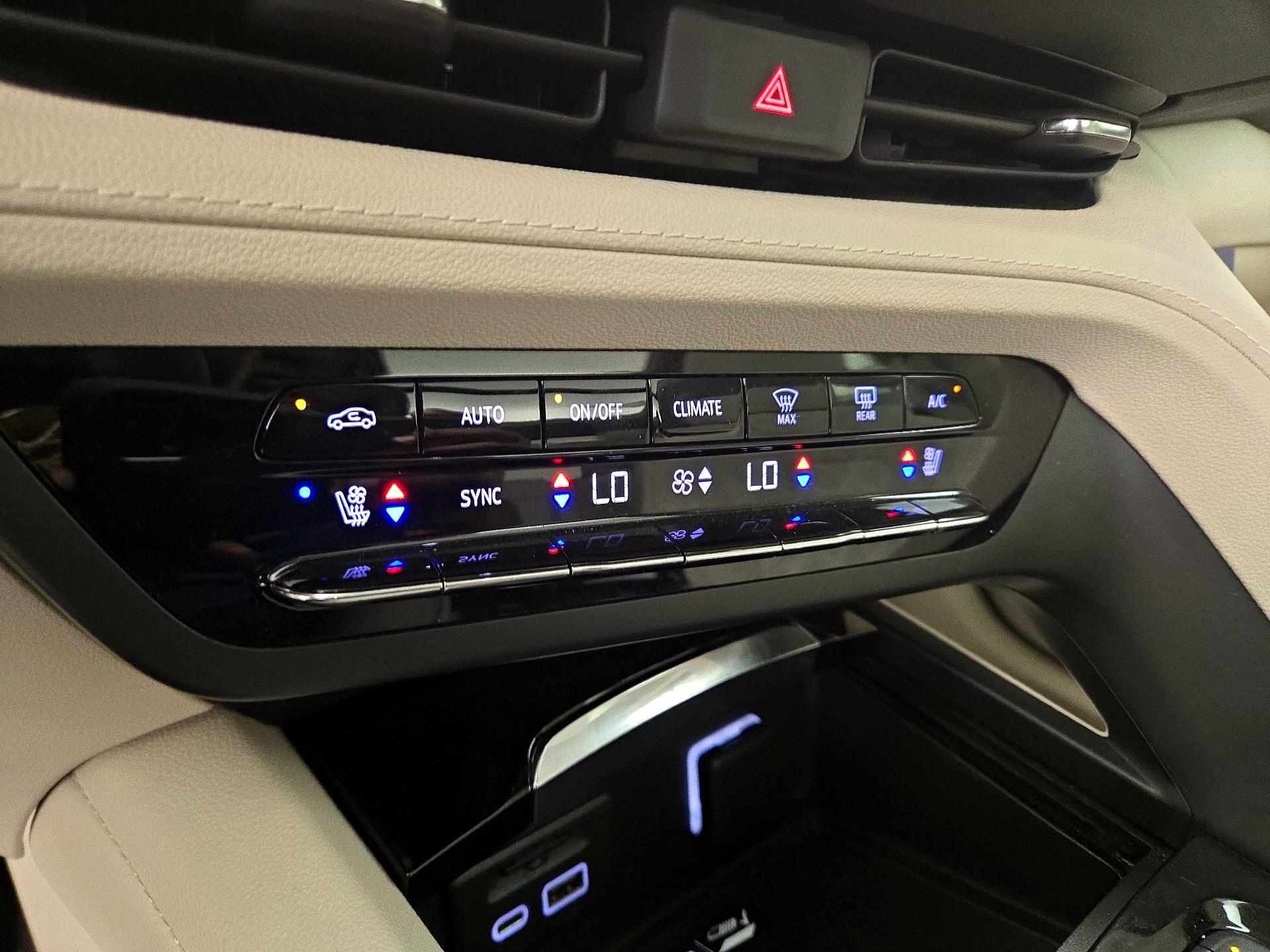 Thumbnail: 2022 Buick Envision - 17