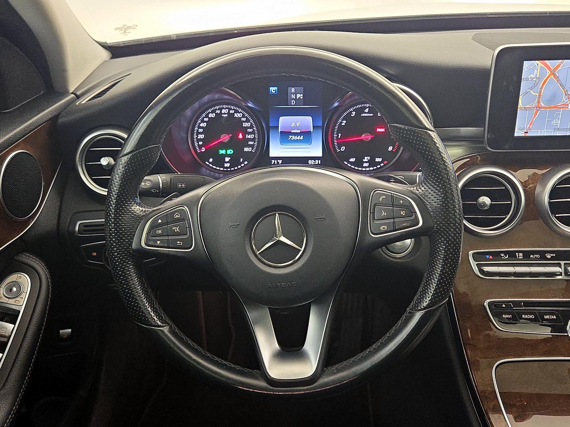 Thumbnail: 2016 Mercedes-Benz C-Class - 10