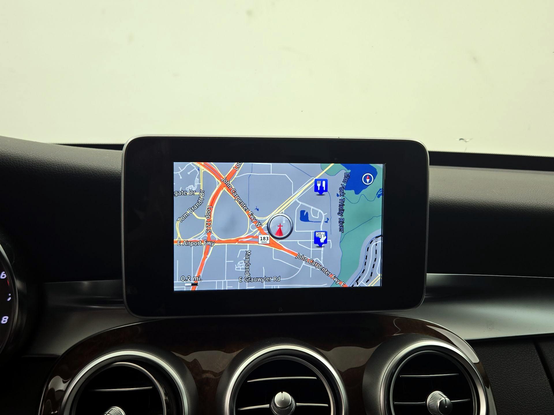 Thumbnail: 2016 Mercedes-Benz C-Class - 14