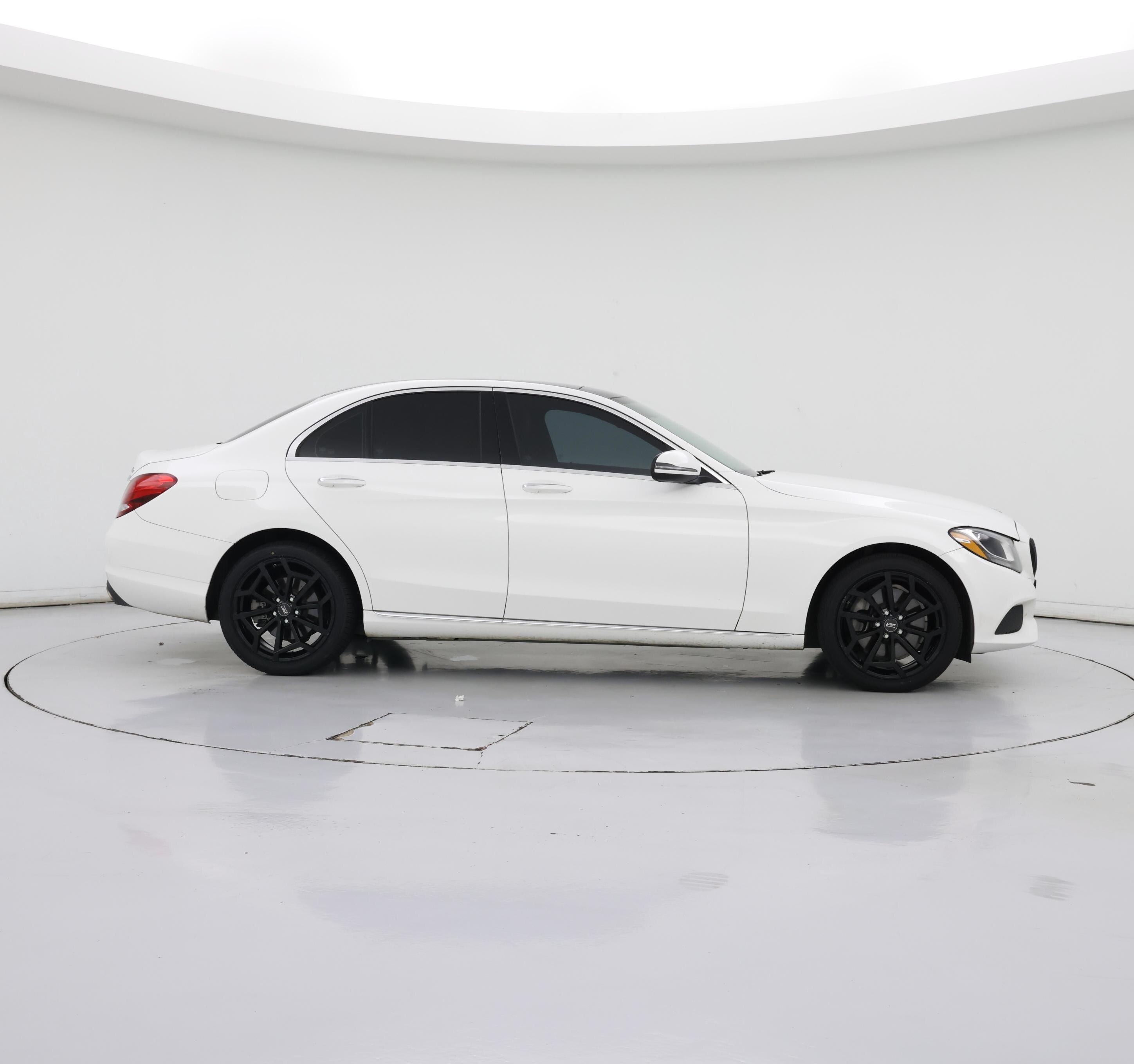 Thumbnail: 2016 Mercedes-Benz C-Class - 7