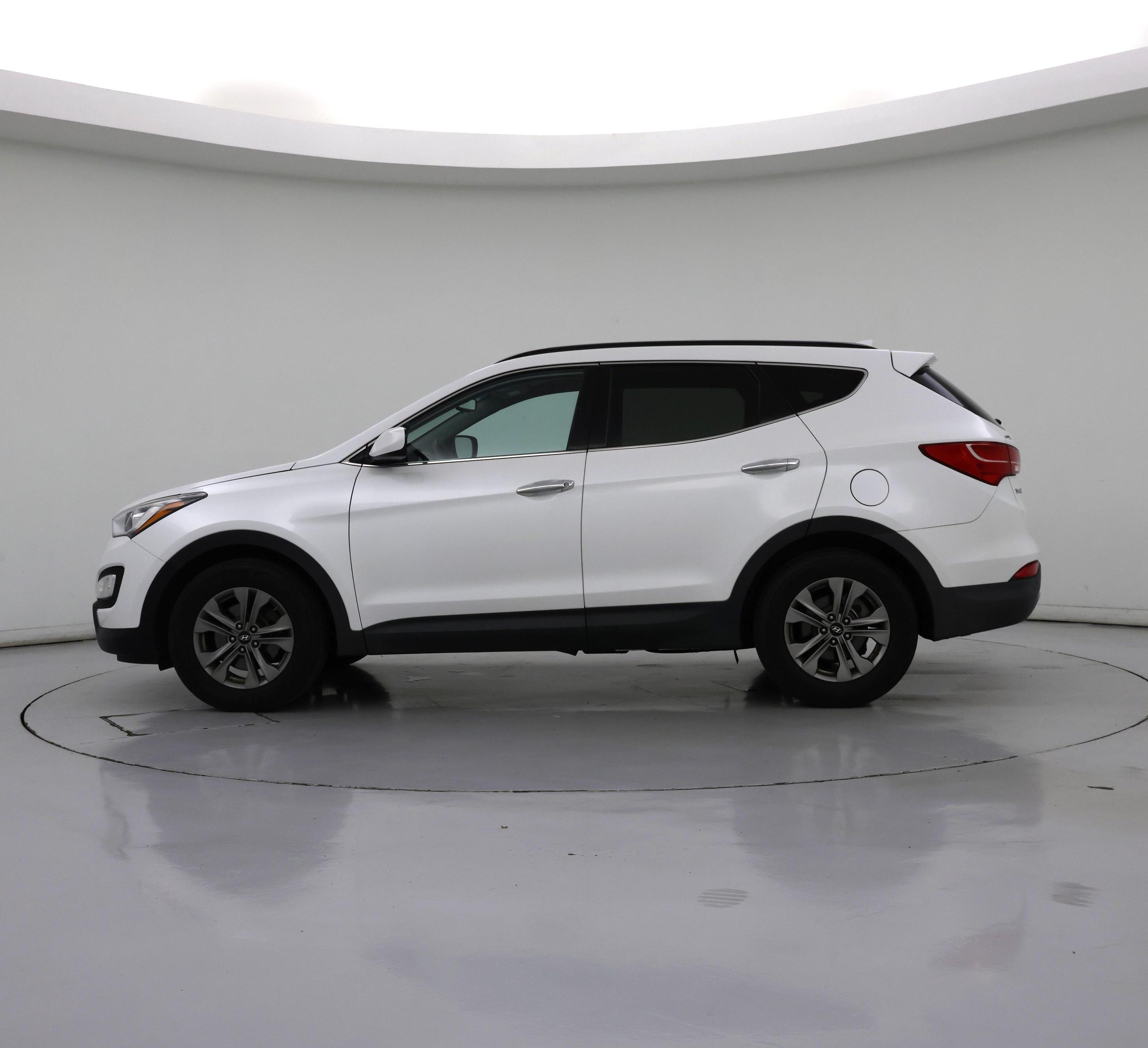 Thumbnail: 2016 Hyundai Santa Fe - 4