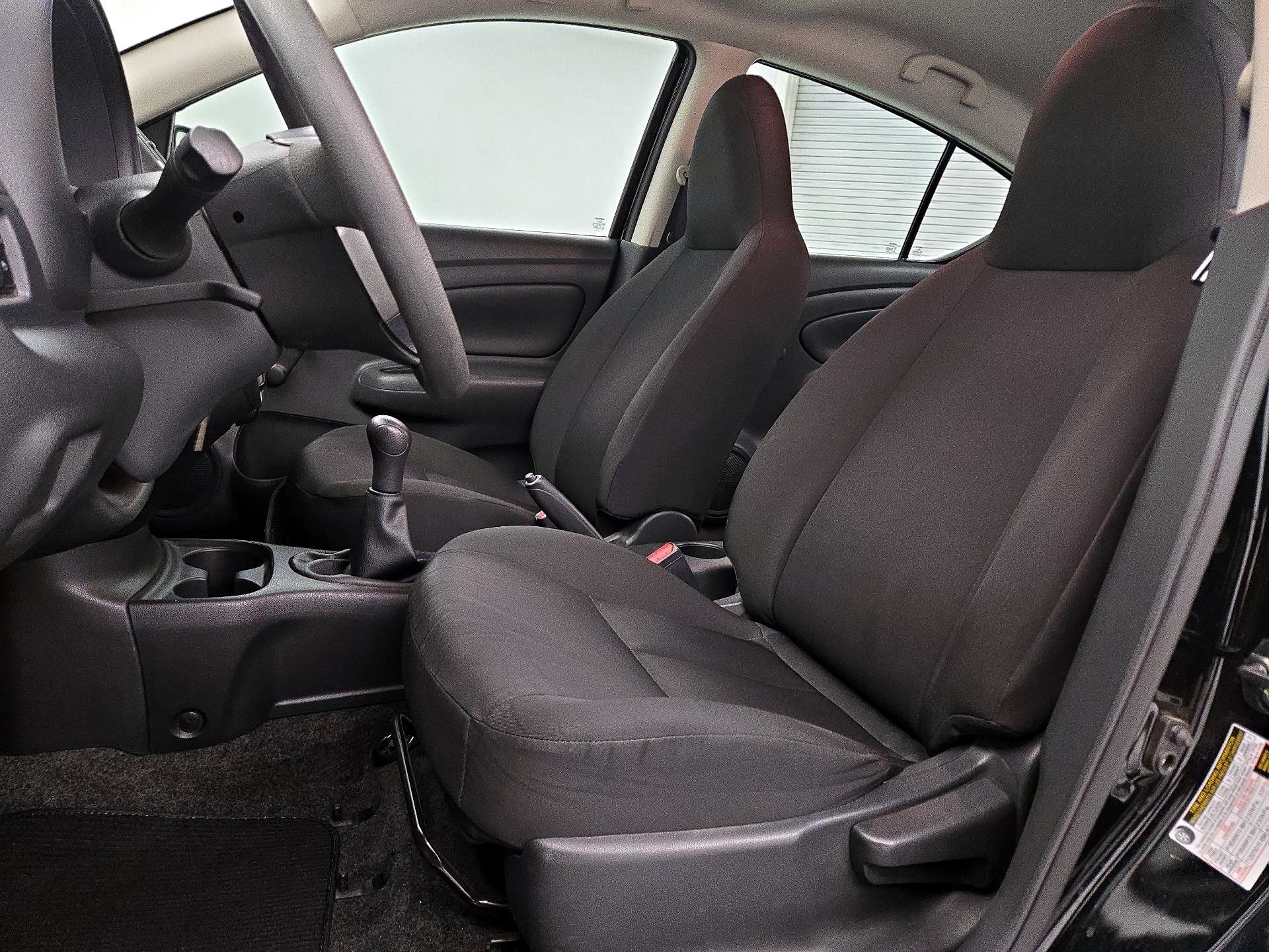 Thumbnail: 2016 Nissan Versa - 11