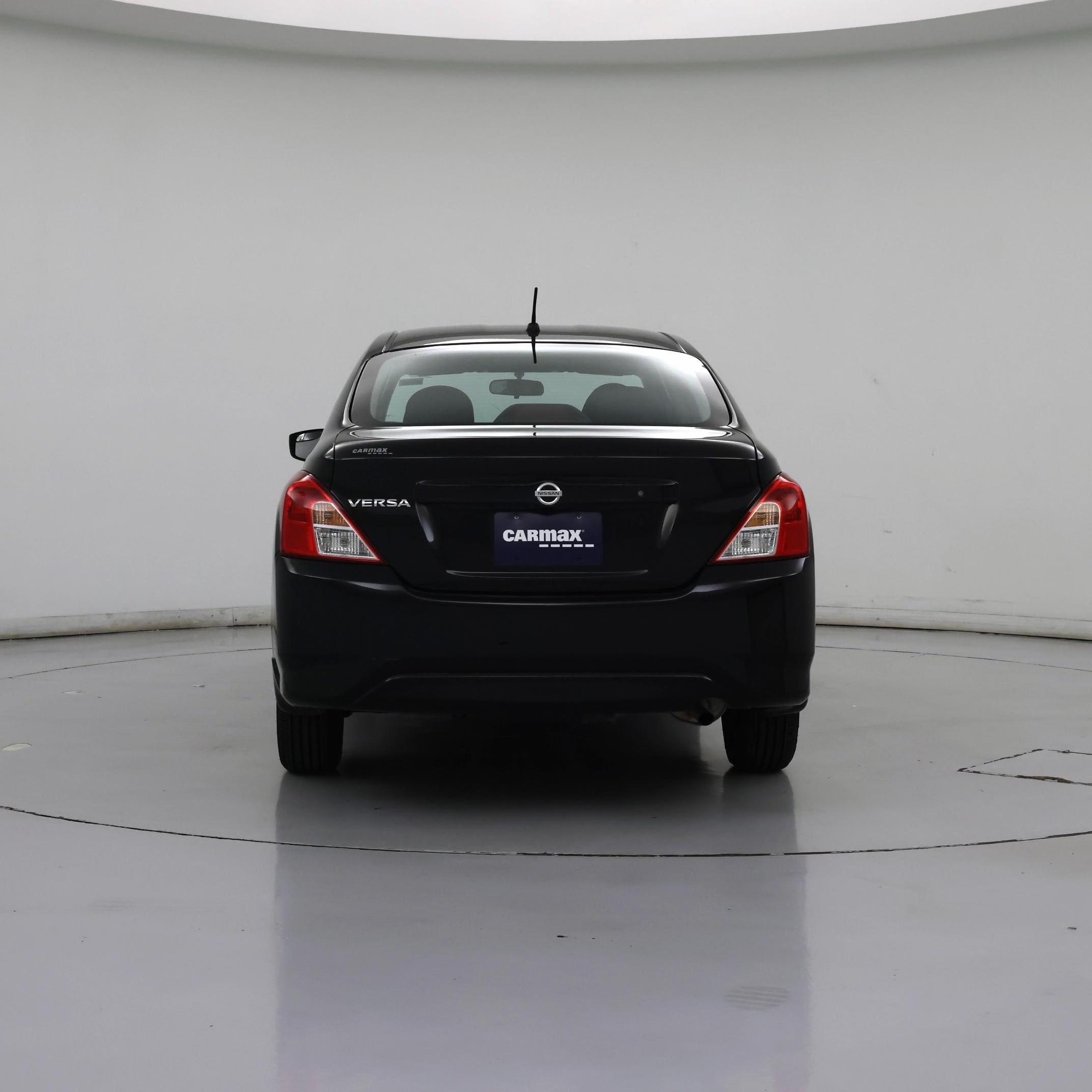 Thumbnail: 2016 Nissan Versa - 6
