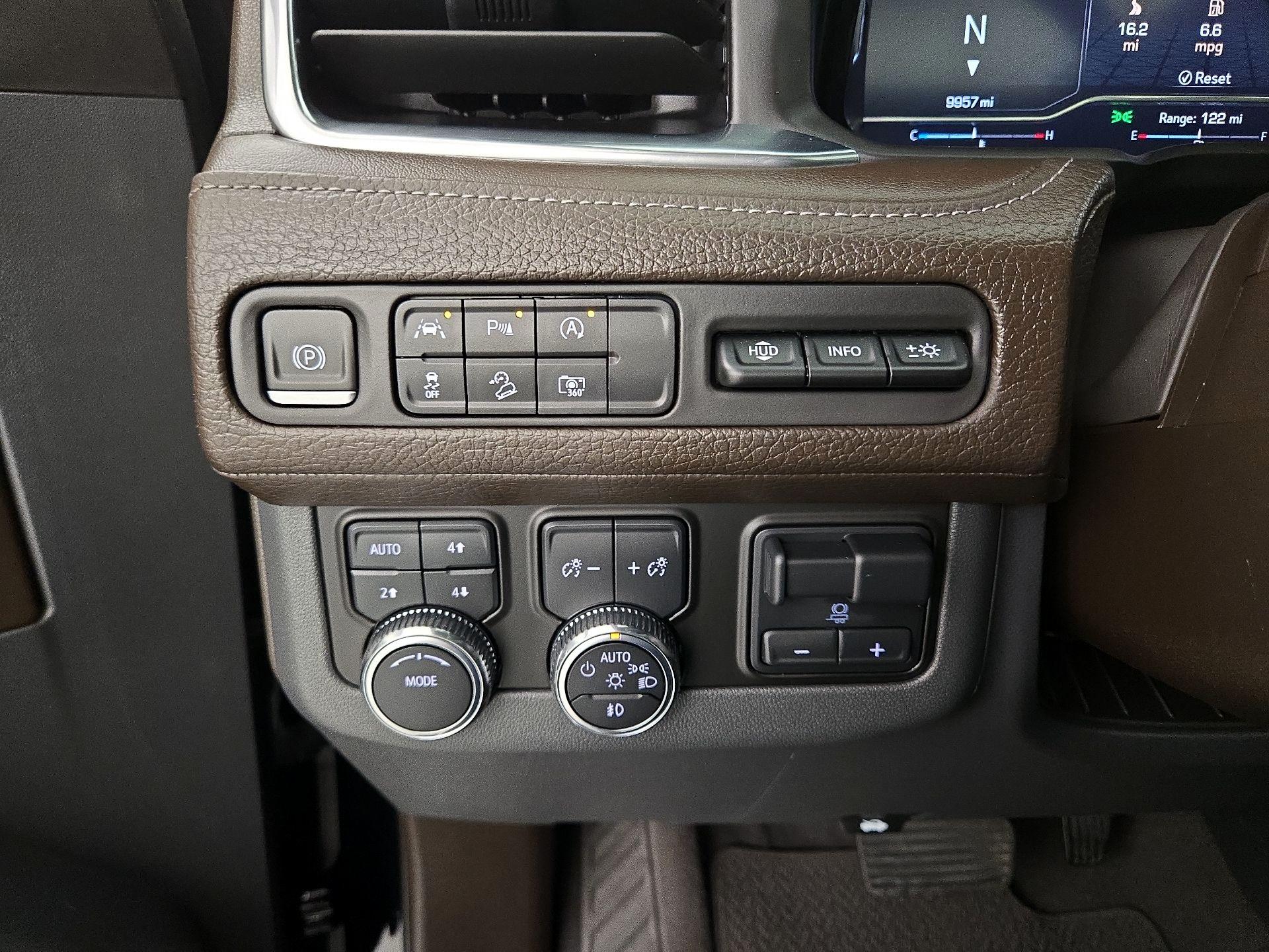 Thumbnail: 2023 GMC Yukon - 13