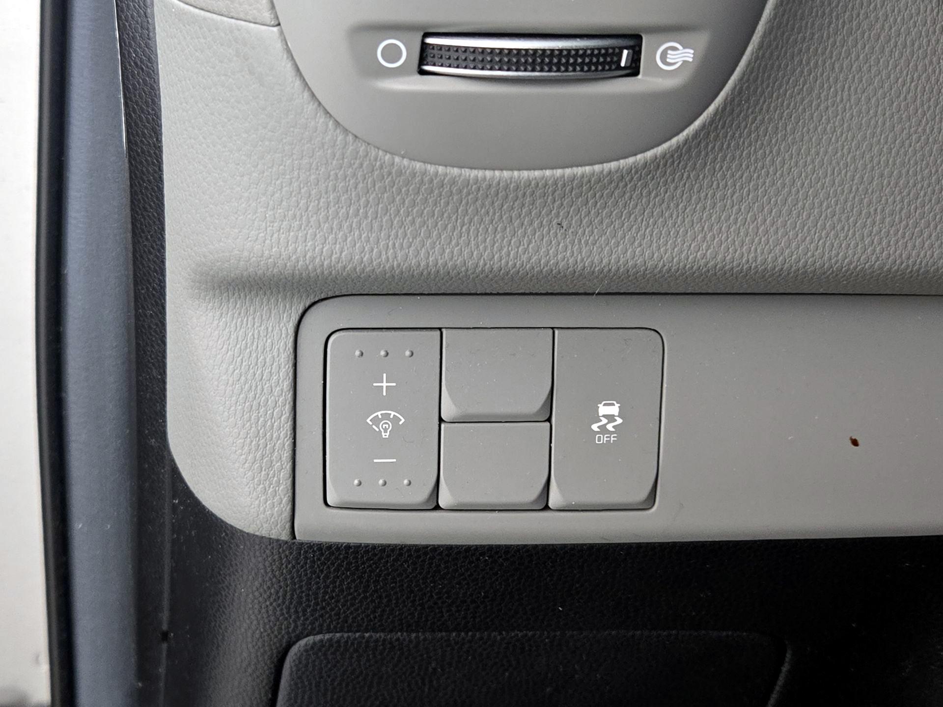 Thumbnail: 2015 Kia Soul - 13