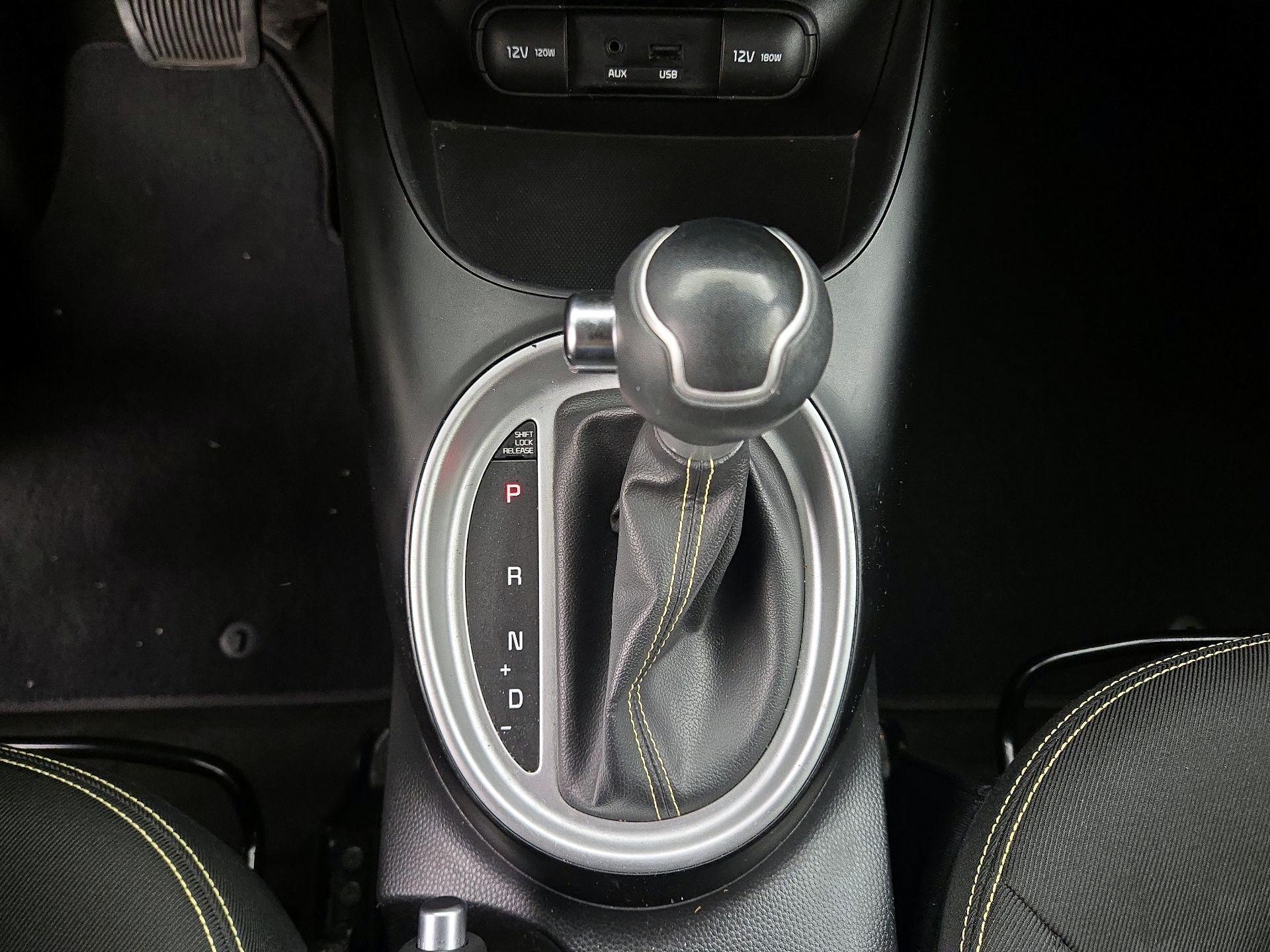 Thumbnail: 2015 Kia Soul - 16