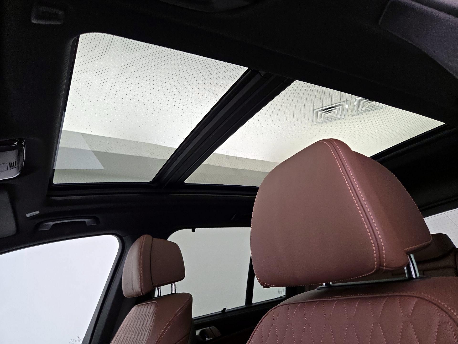 Thumbnail: 2023 BMW X5 - 20