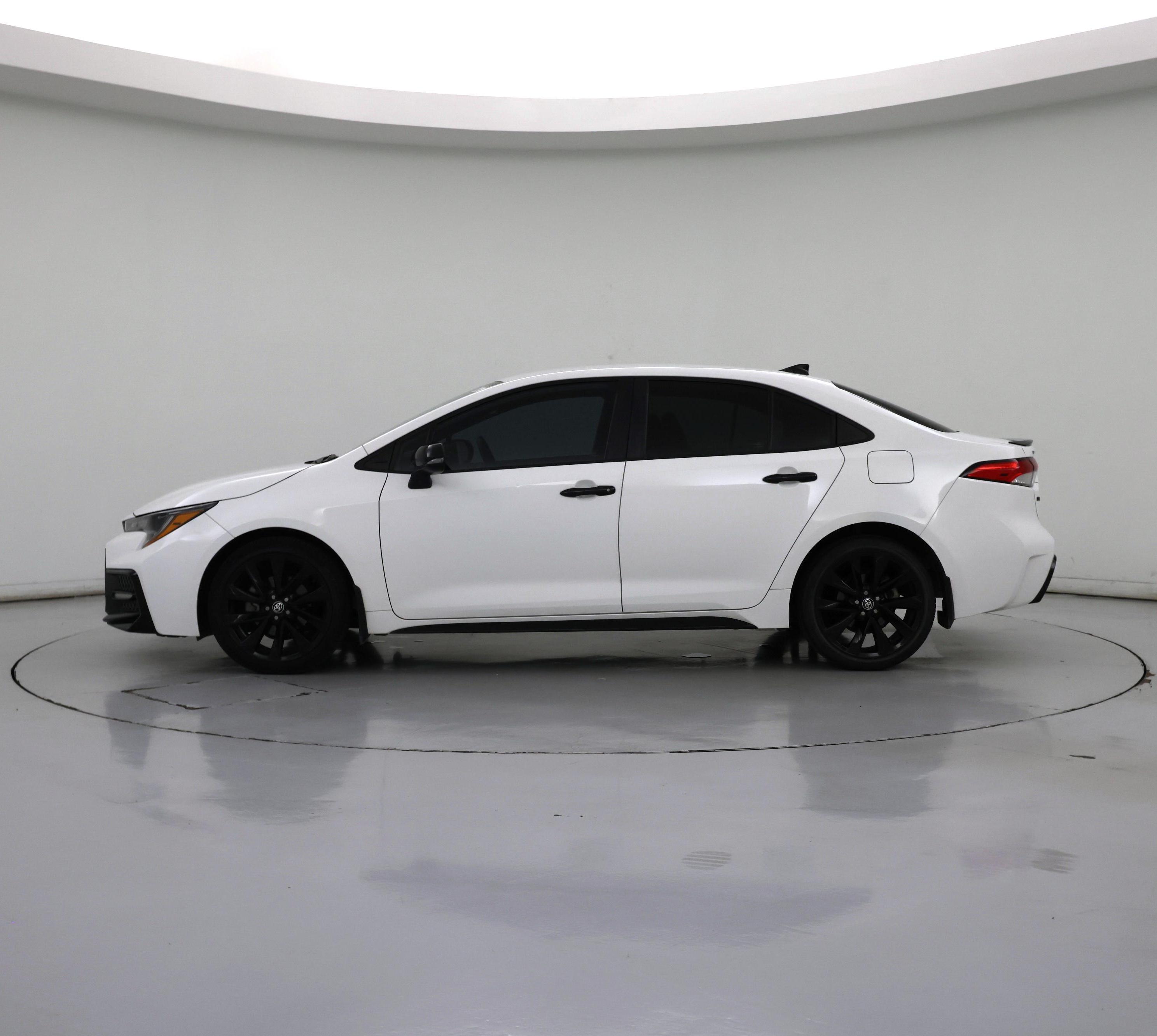 Thumbnail: 2022 Toyota Corolla - 3