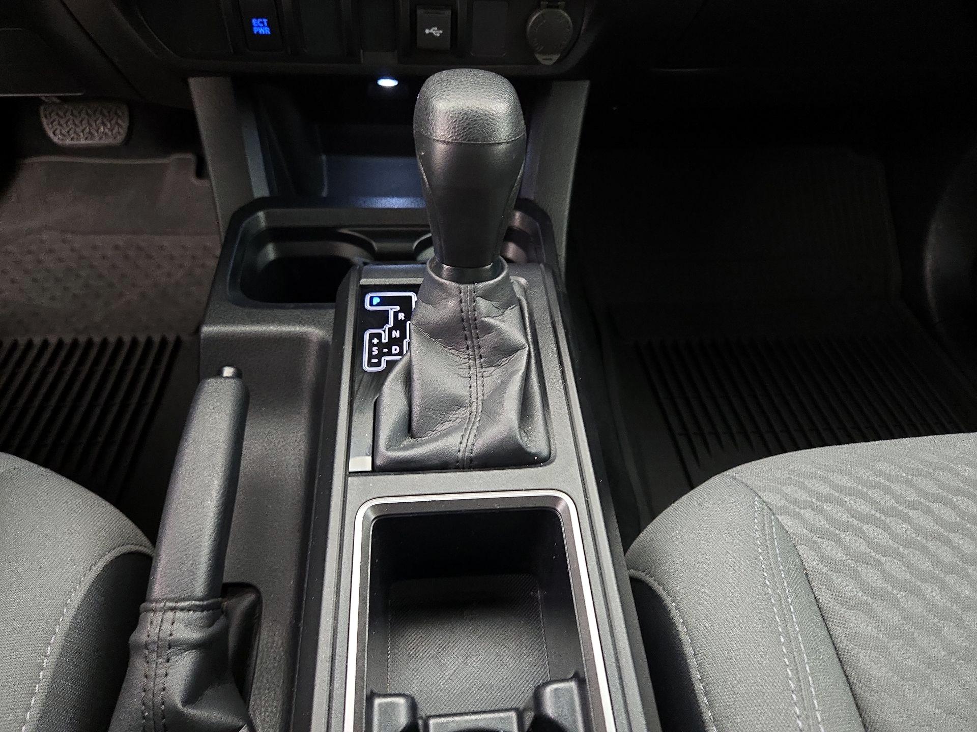 Thumbnail: 2023 Toyota Tacoma - 17