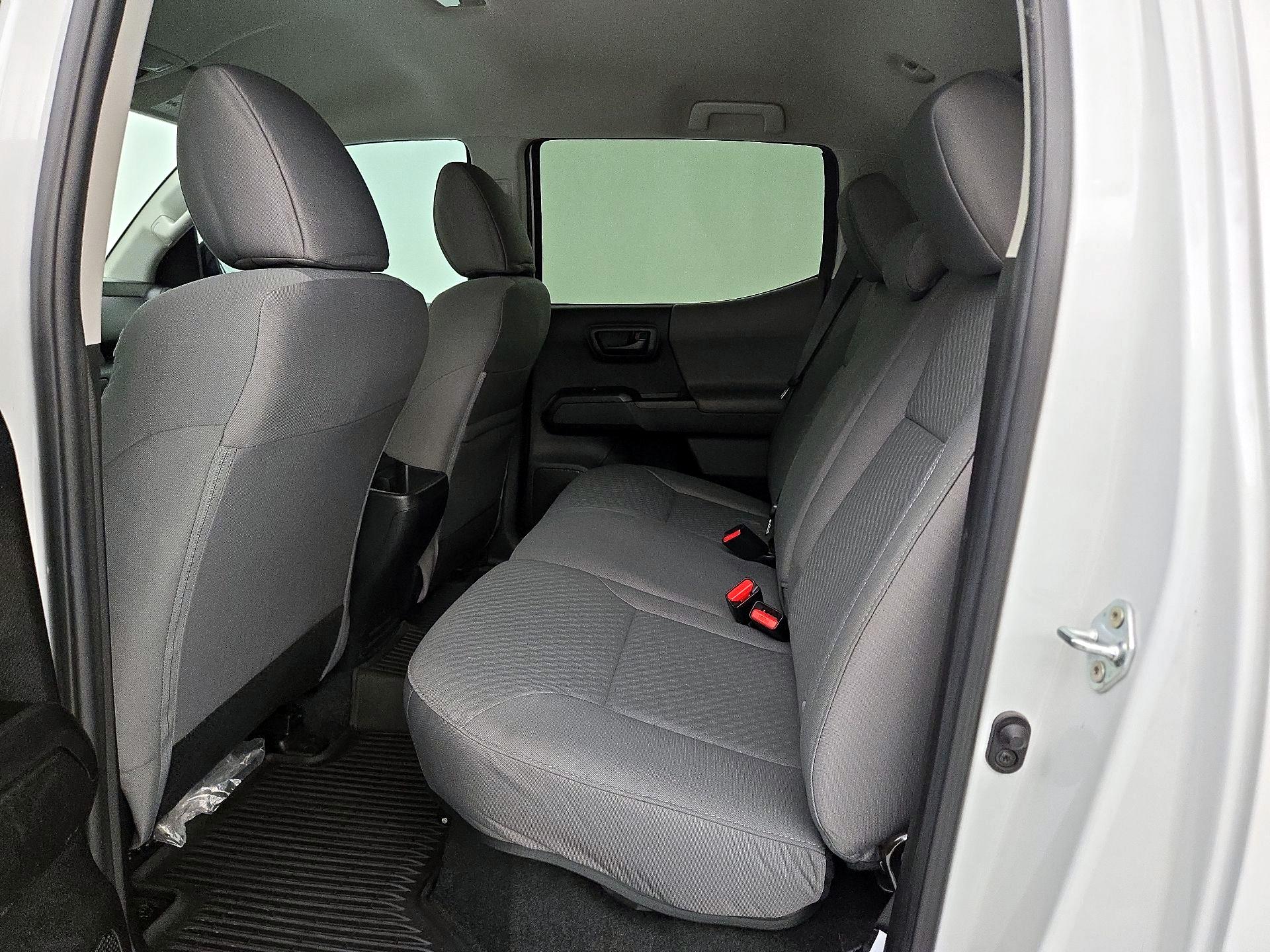 Thumbnail: 2023 Toyota Tacoma - 19