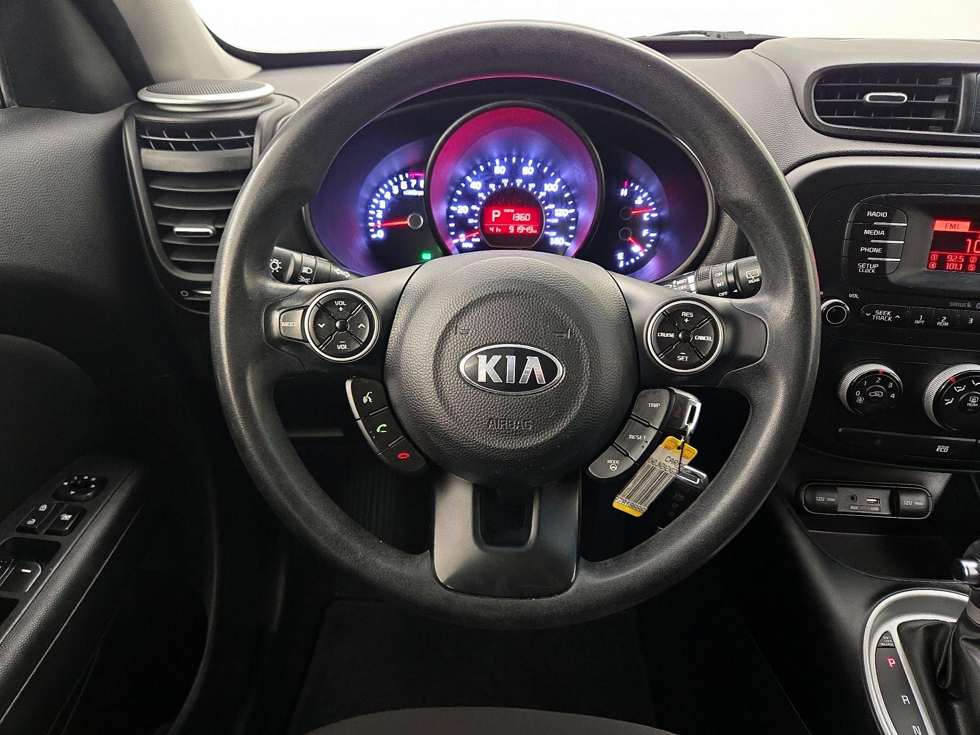 Thumbnail: 2016 Kia Soul - 10