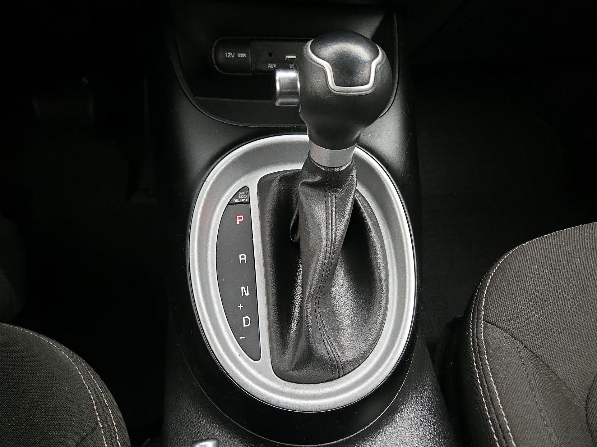 Thumbnail: 2016 Kia Soul - 16