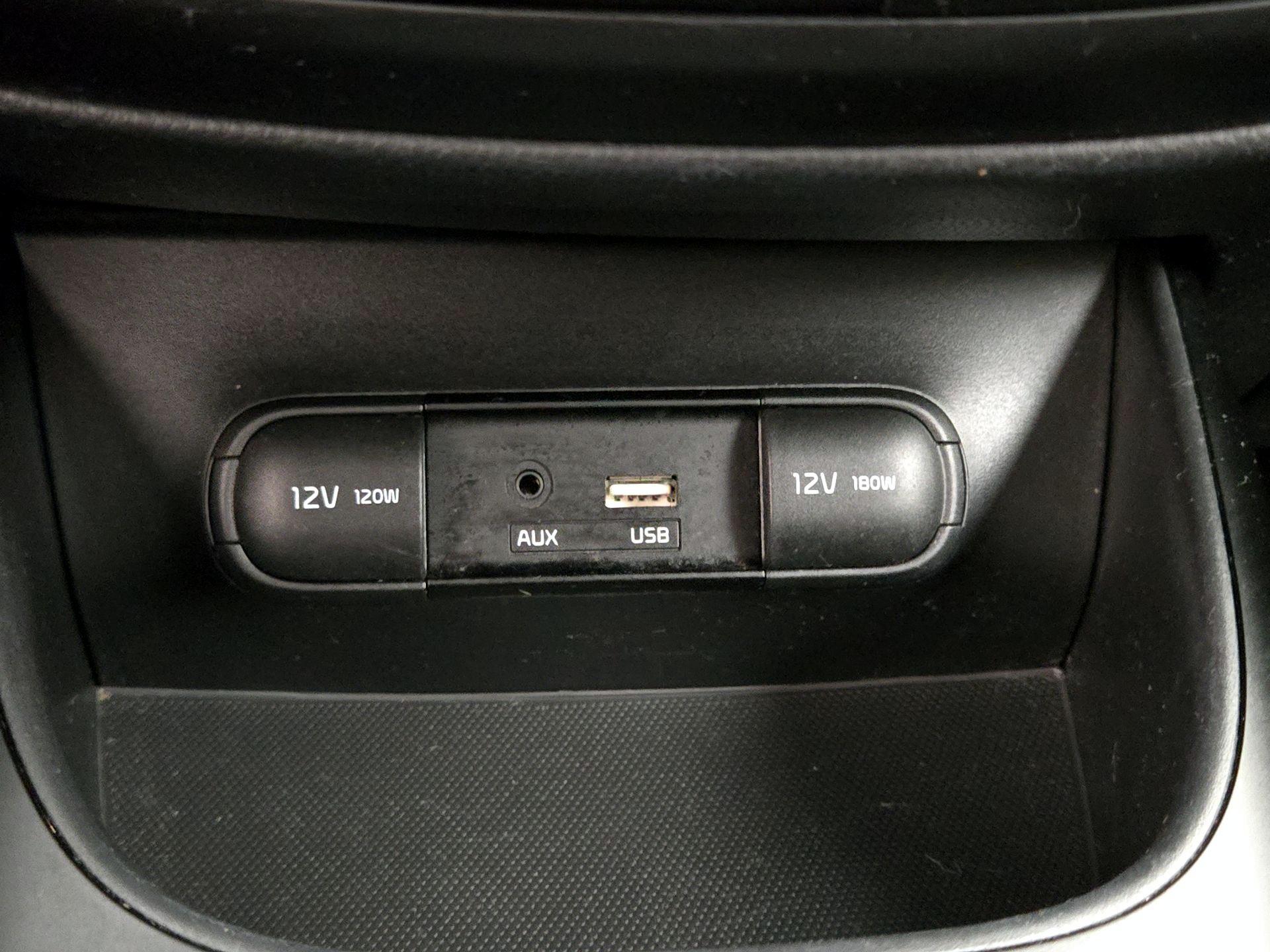 Thumbnail: 2016 Kia Soul - 17