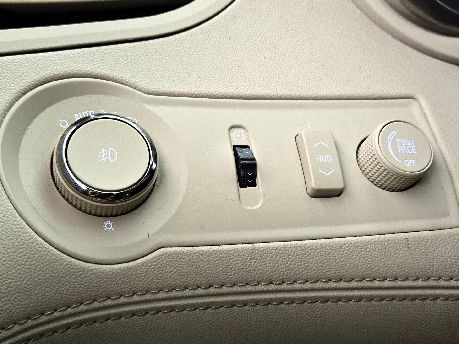 Thumbnail: 2015 Buick LaCrosse - 13