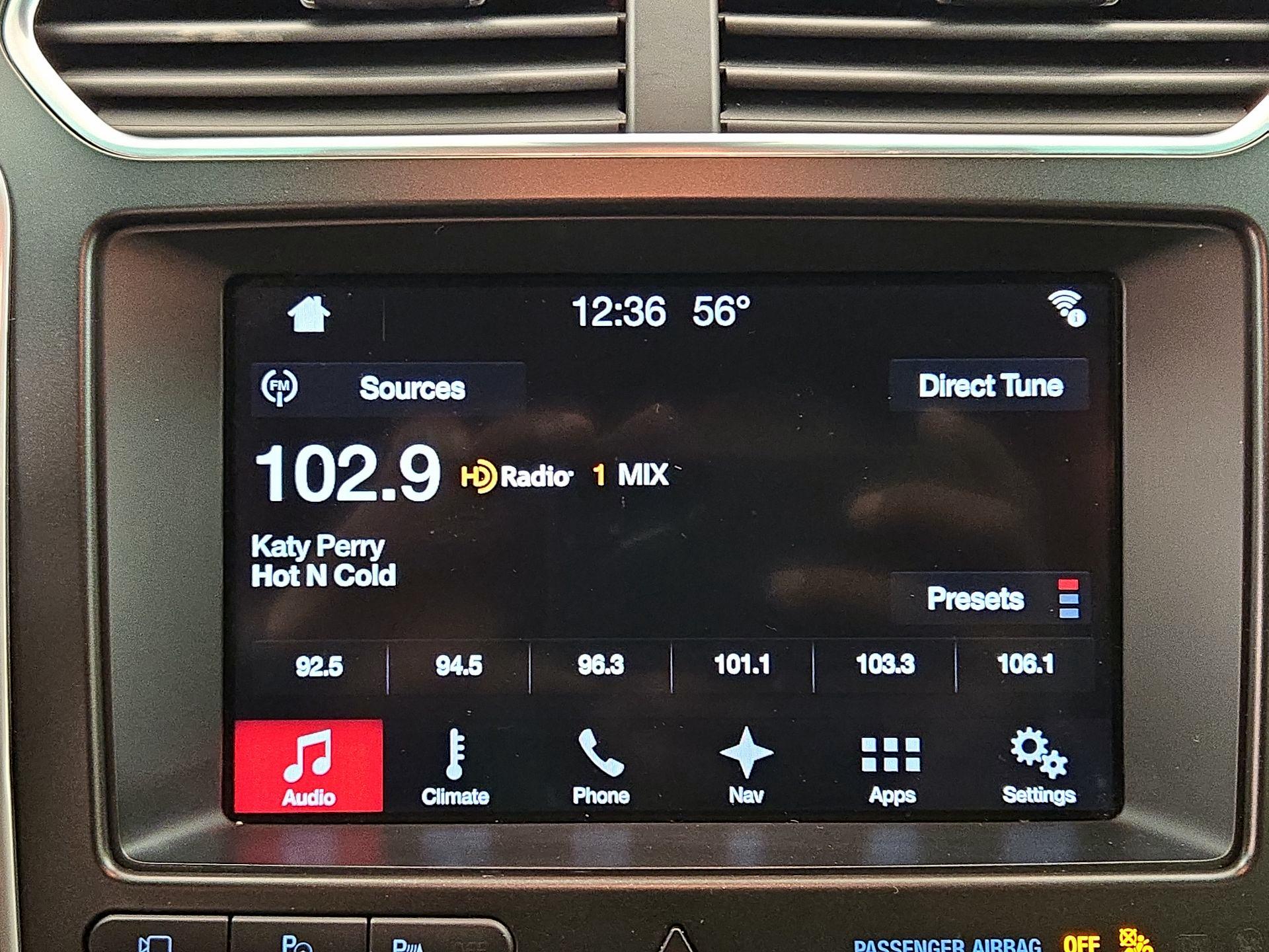 Thumbnail: 2017 Ford Explorer - 16