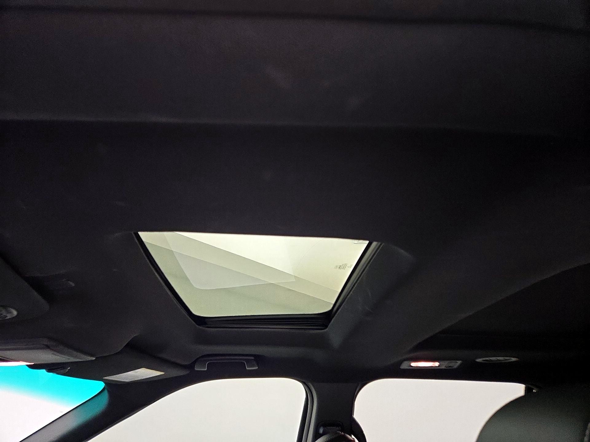 Thumbnail: 2017 Ford Explorer - 20