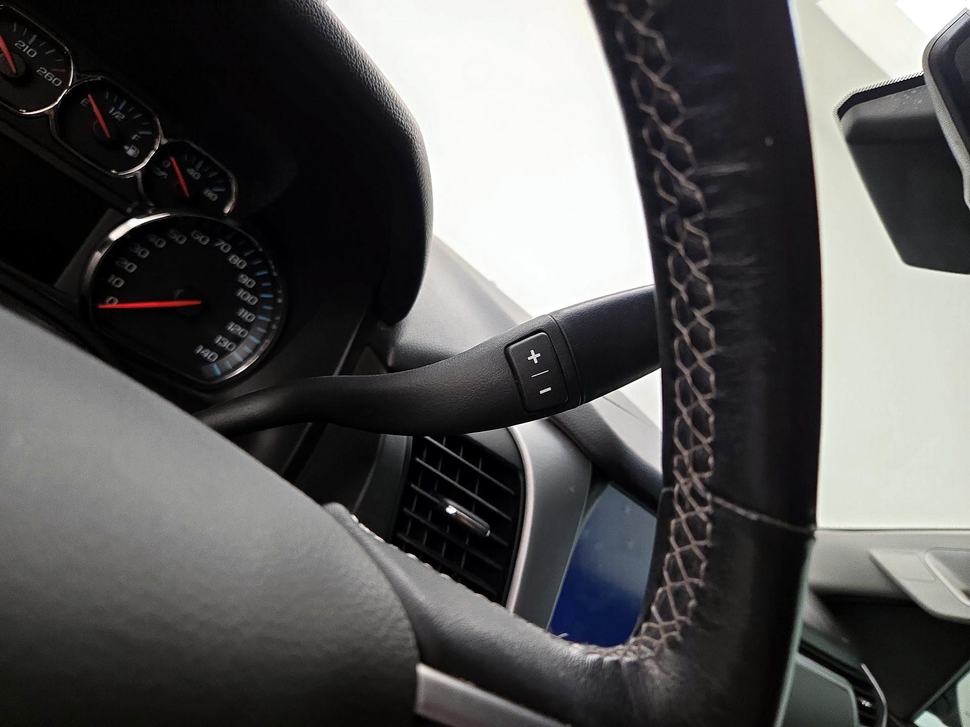 Thumbnail: 2019 GMC Yukon XL - 17