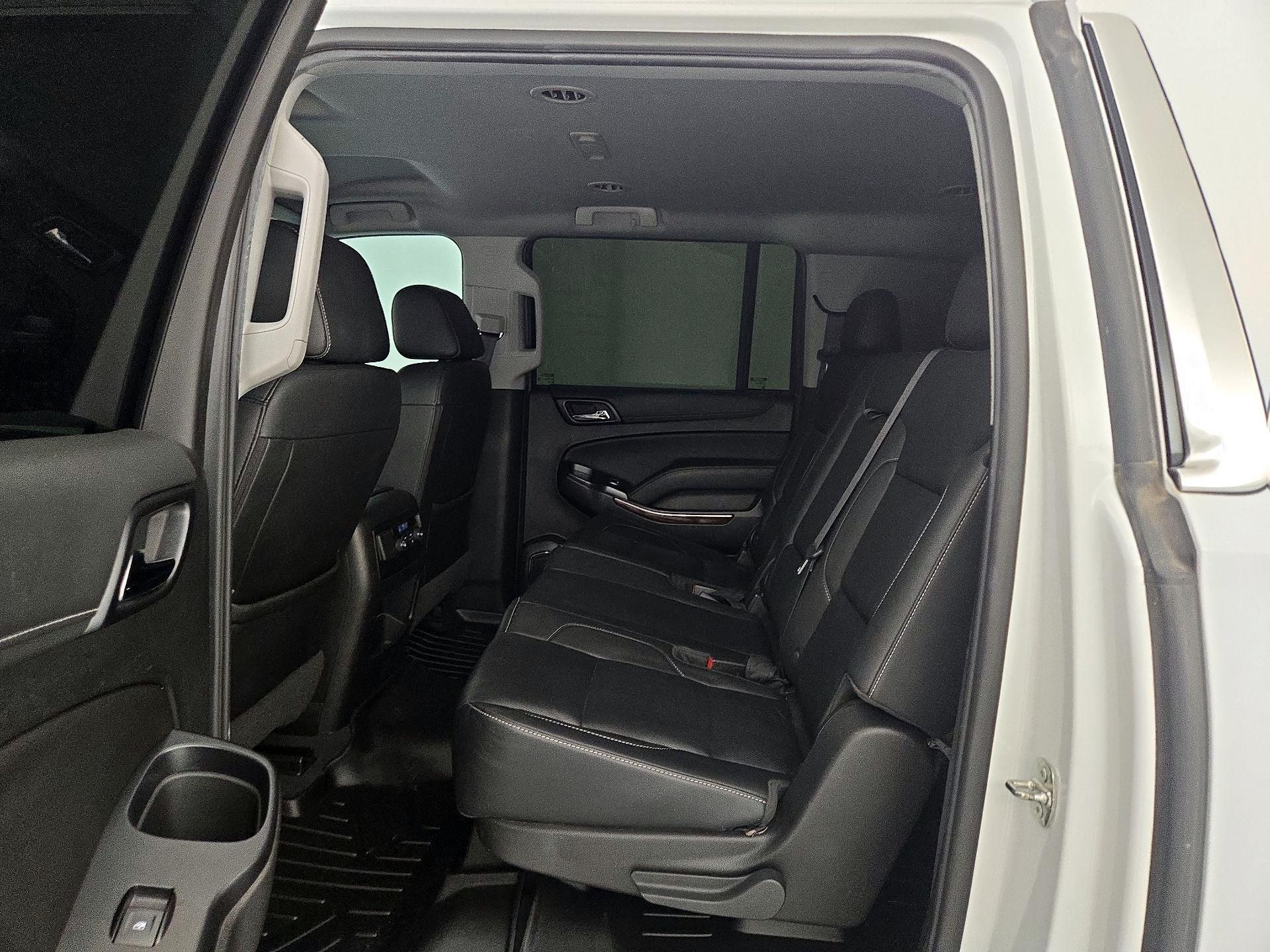 Thumbnail: 2019 GMC Yukon XL - 19