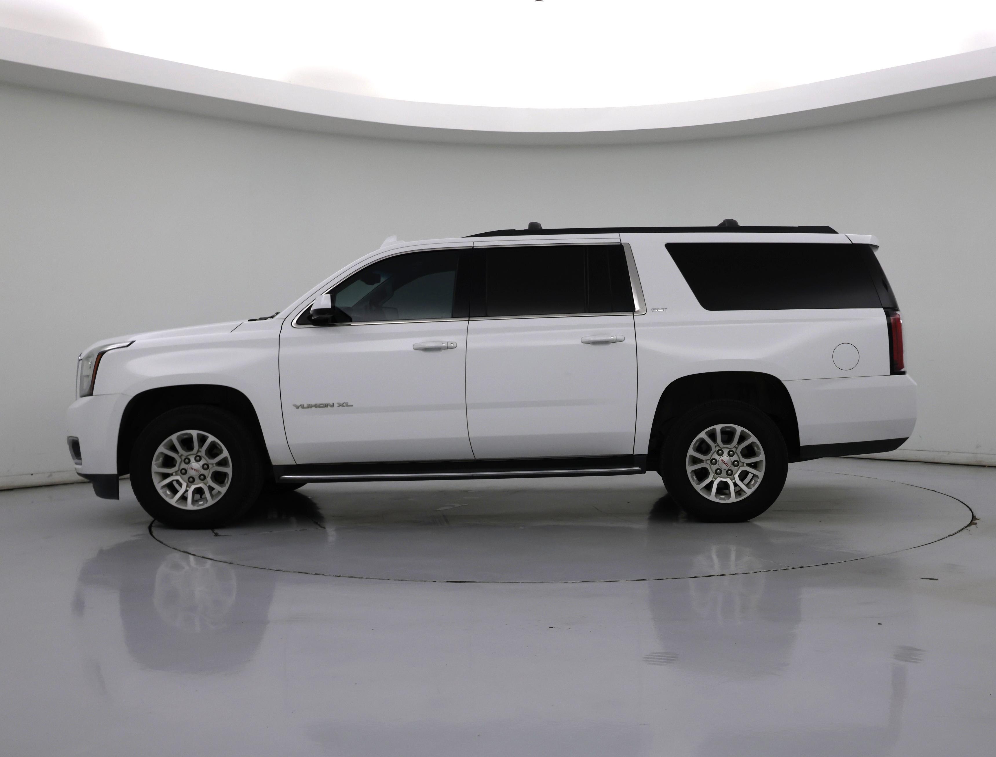 Thumbnail: 2019 GMC Yukon XL - 3