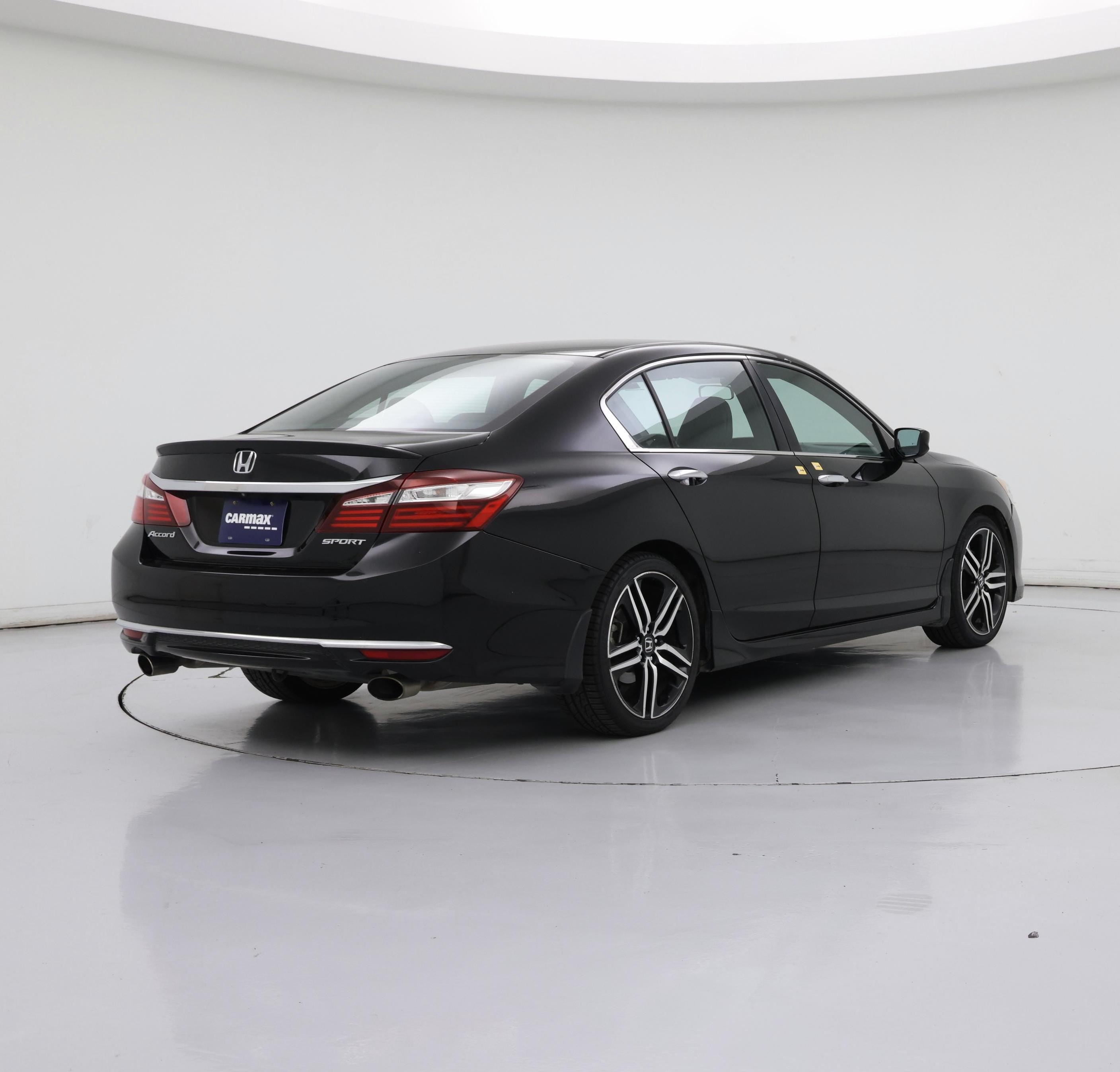 Thumbnail: 2017 Honda Accord - 8