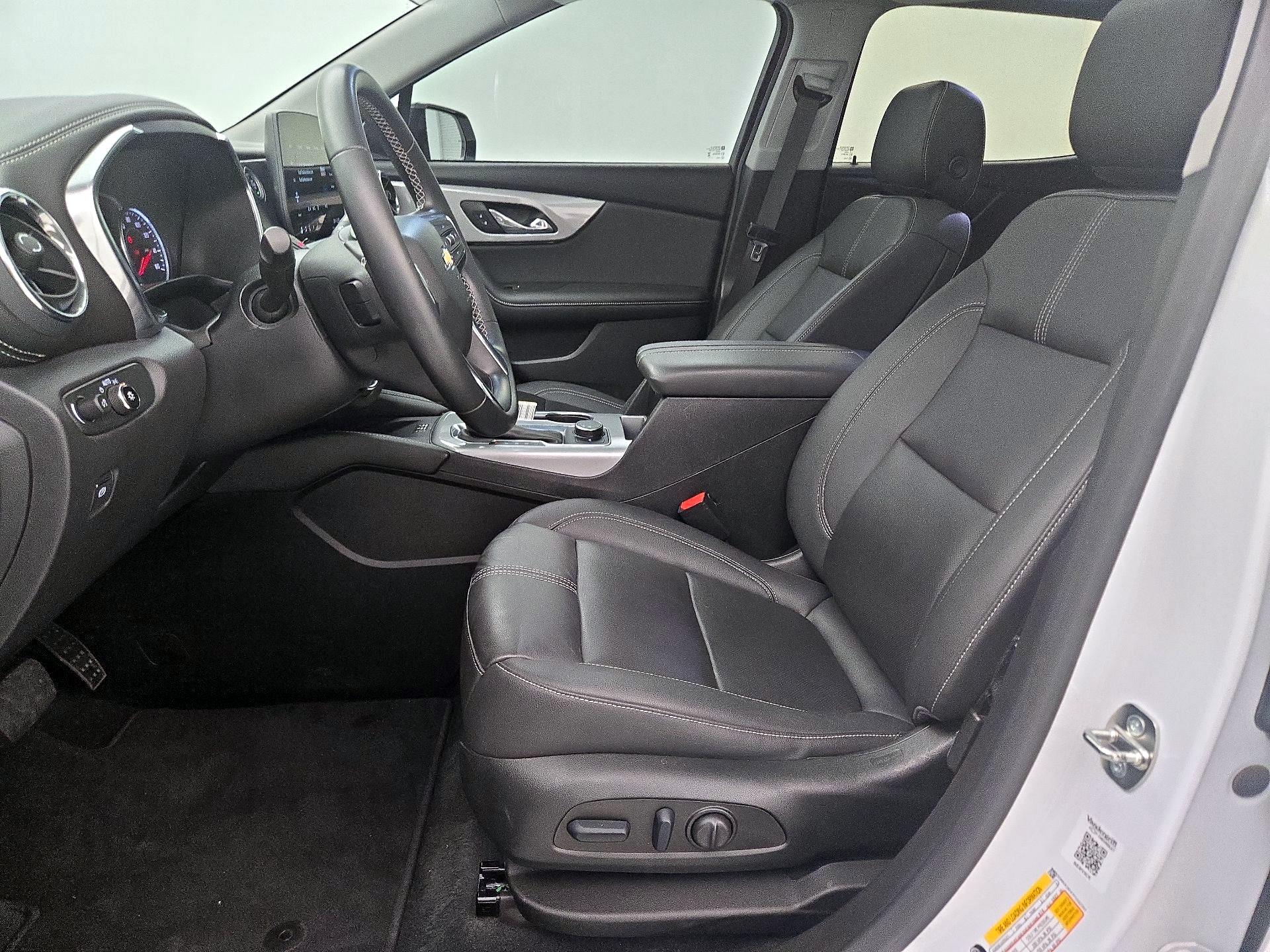 Thumbnail: 2023 Chevrolet Blazer - 11