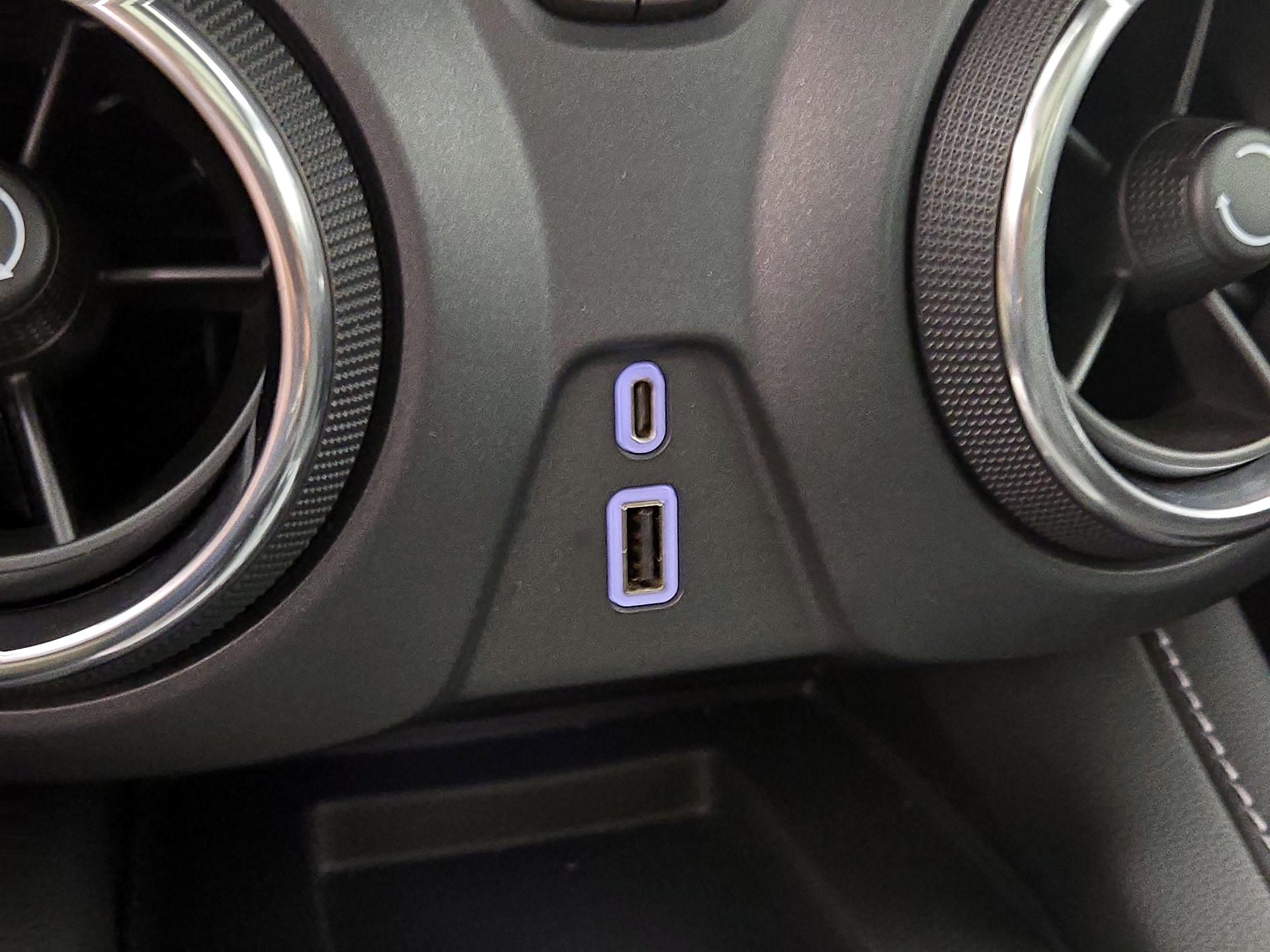 Thumbnail: 2023 Chevrolet Blazer - 18