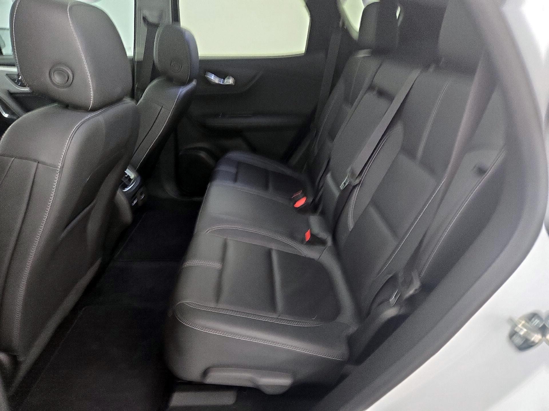 Thumbnail: 2023 Chevrolet Blazer - 20