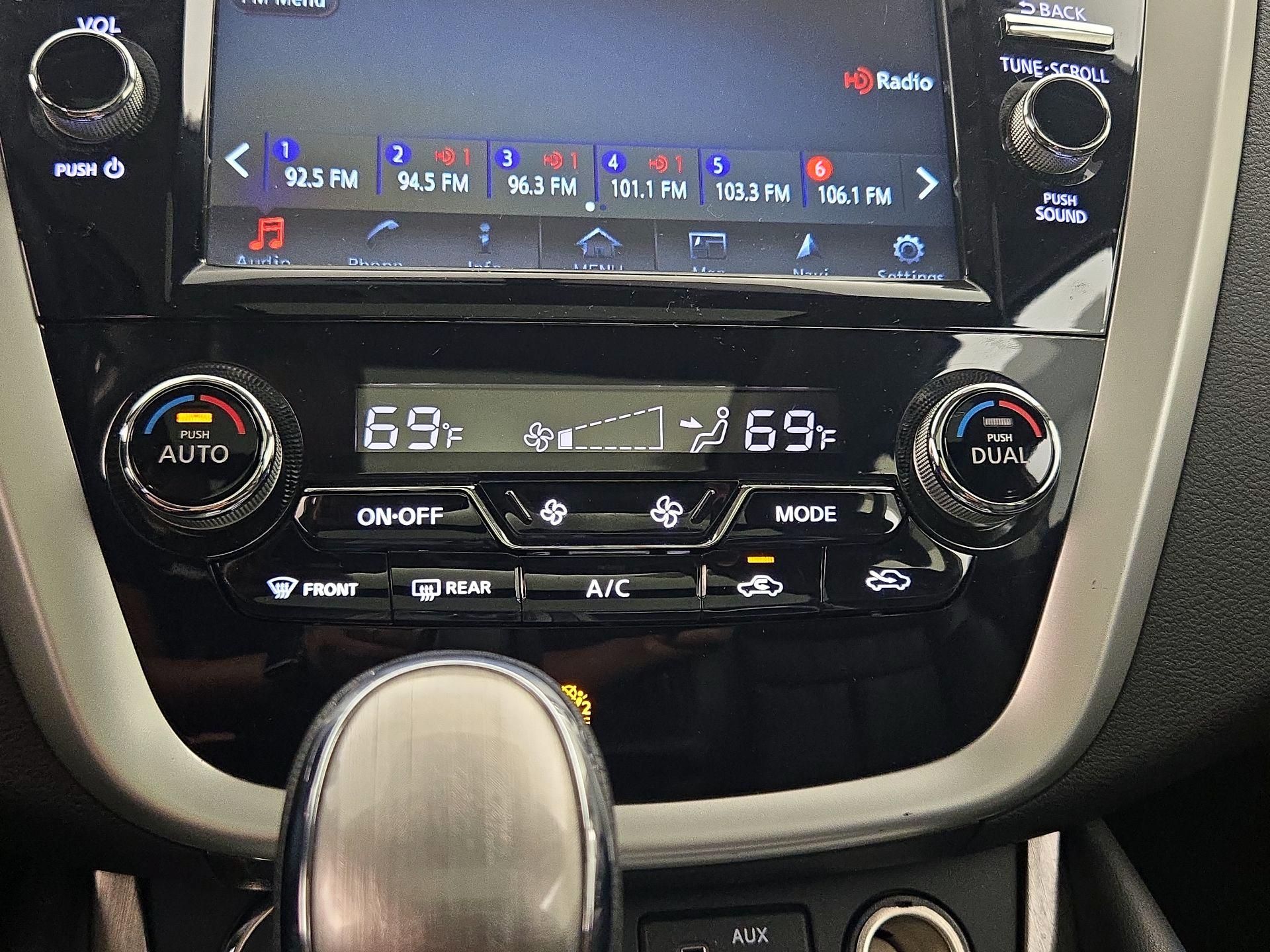 Thumbnail: 2018 Nissan Murano - 17