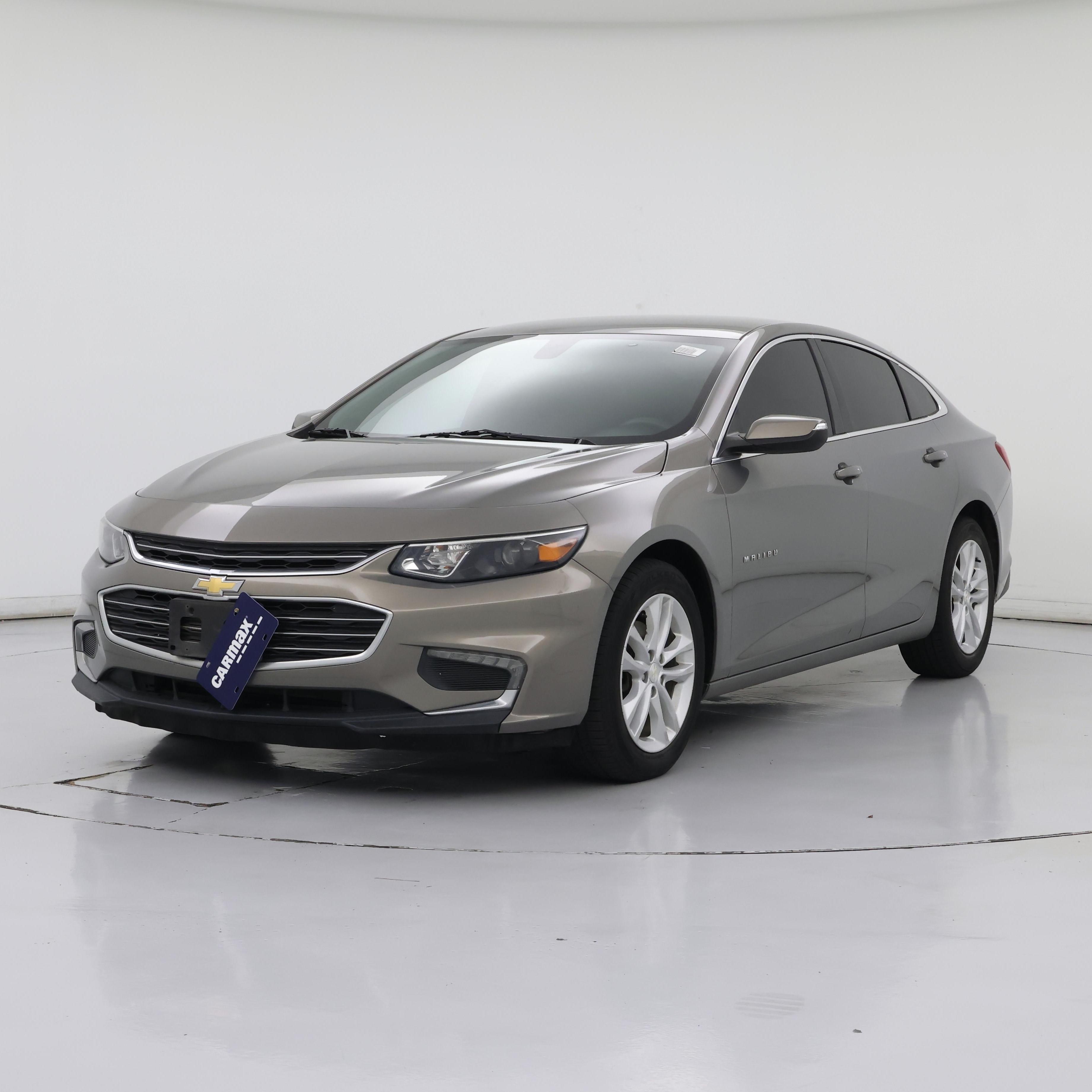 Thumbnail: 2018 Chevrolet Malibu - 4
