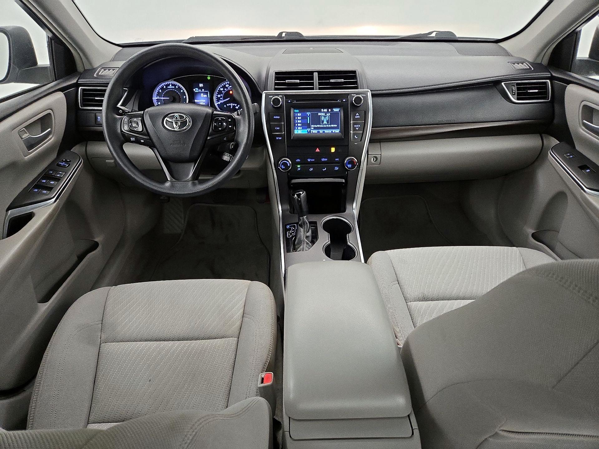 Thumbnail: 2016 Toyota Camry - 9