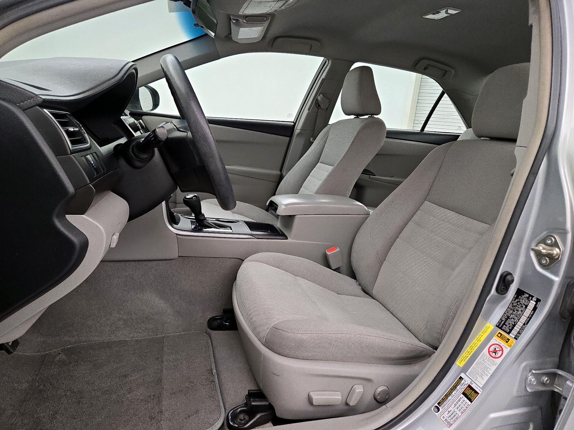 Thumbnail: 2016 Toyota Camry - 11