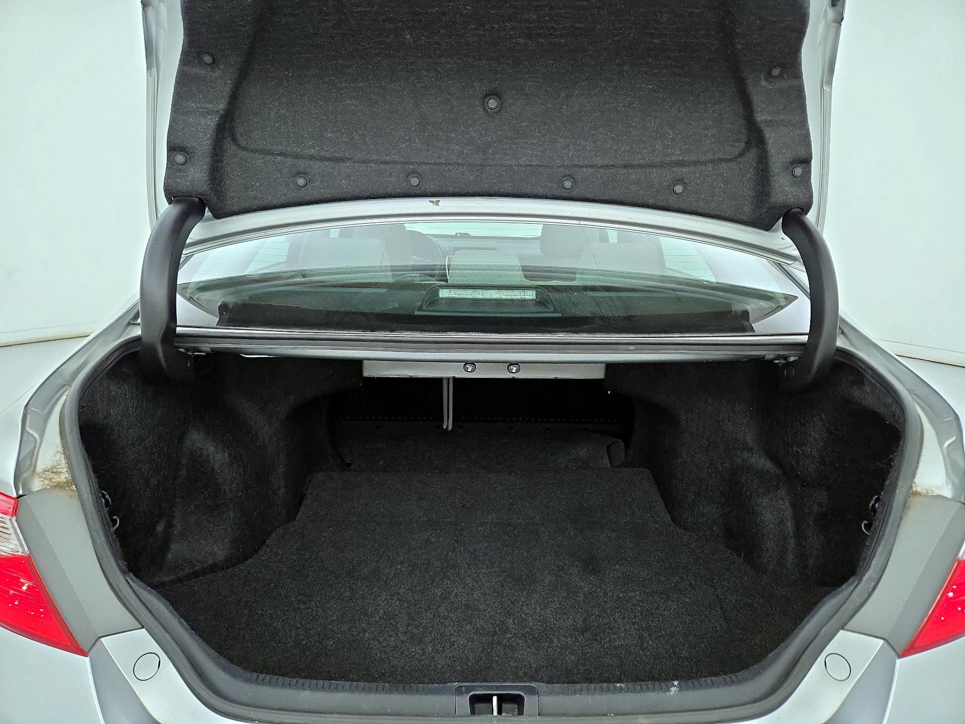 Thumbnail: 2016 Toyota Camry - 20