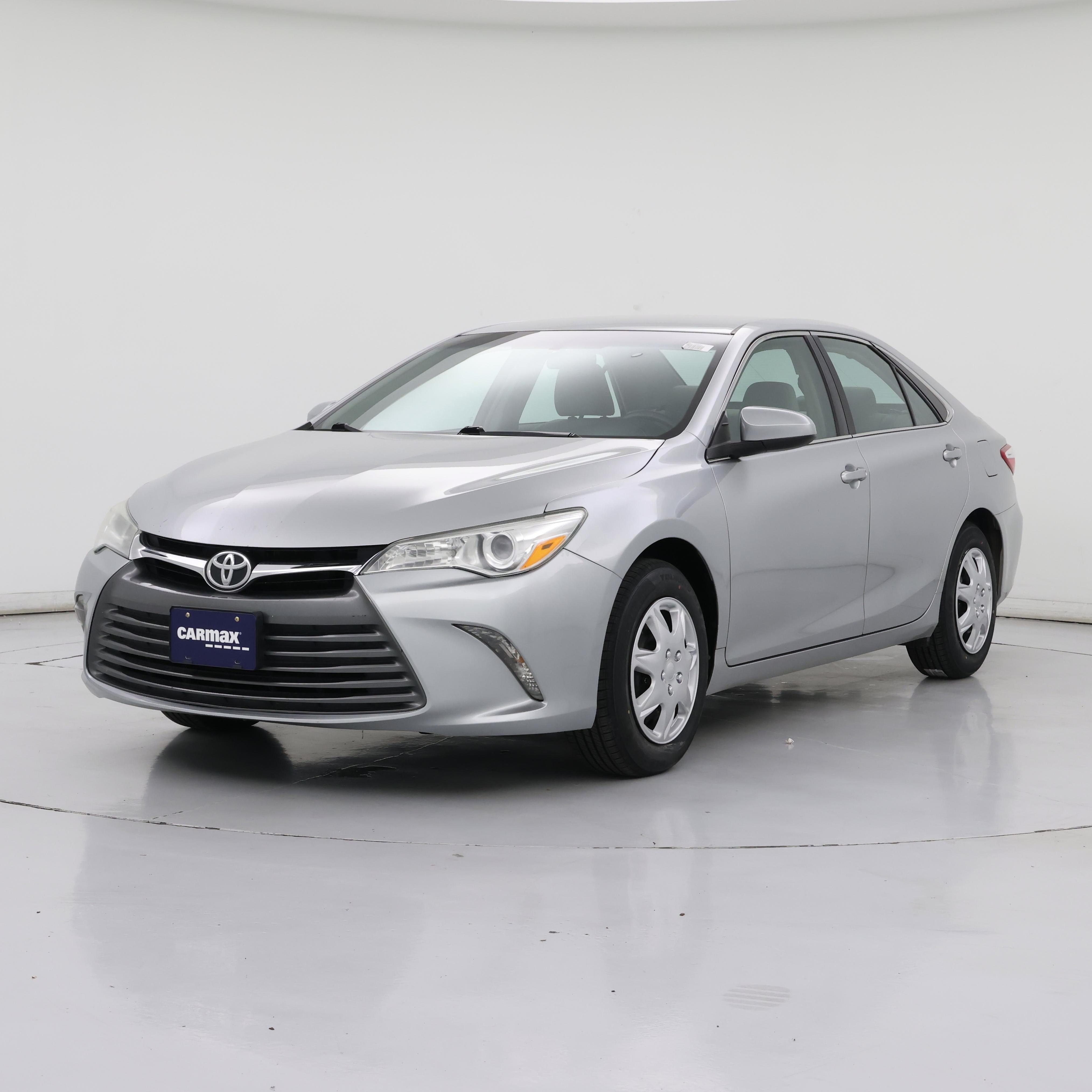 Thumbnail: 2016 Toyota Camry - 4