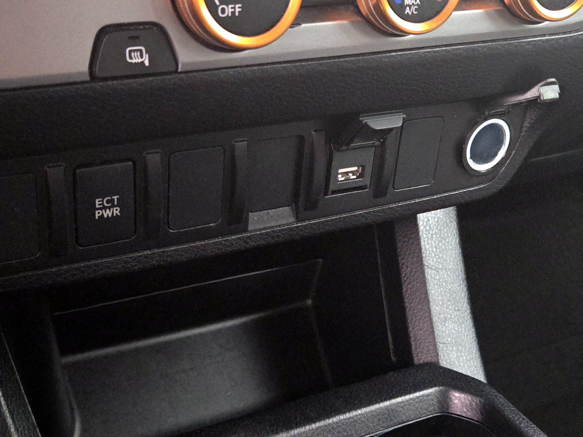 Thumbnail: 2021 Toyota Tacoma - 18