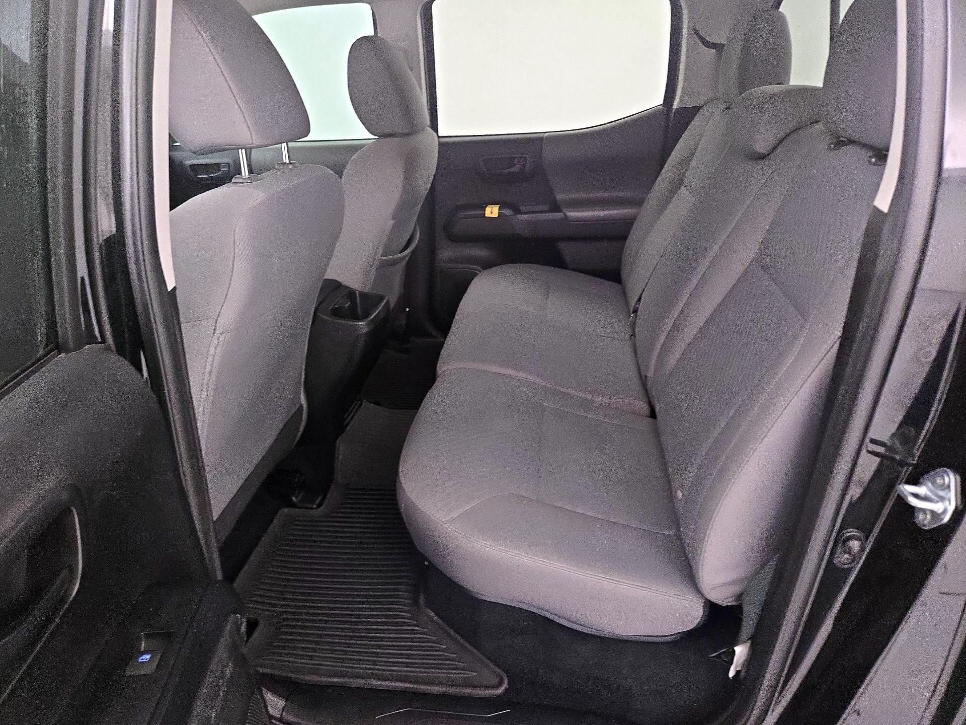 Thumbnail: 2021 Toyota Tacoma - 19