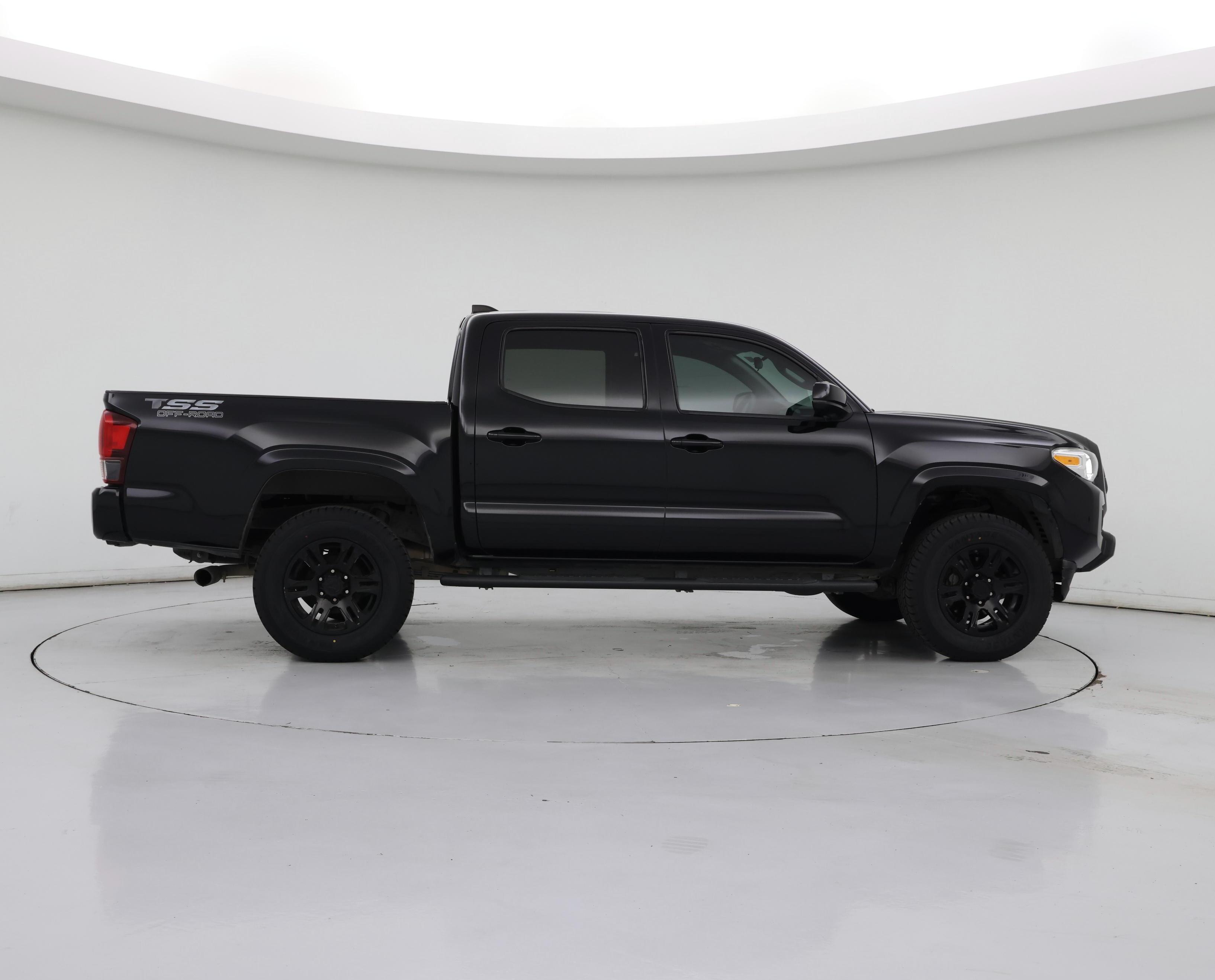 Thumbnail: 2021 Toyota Tacoma - 7