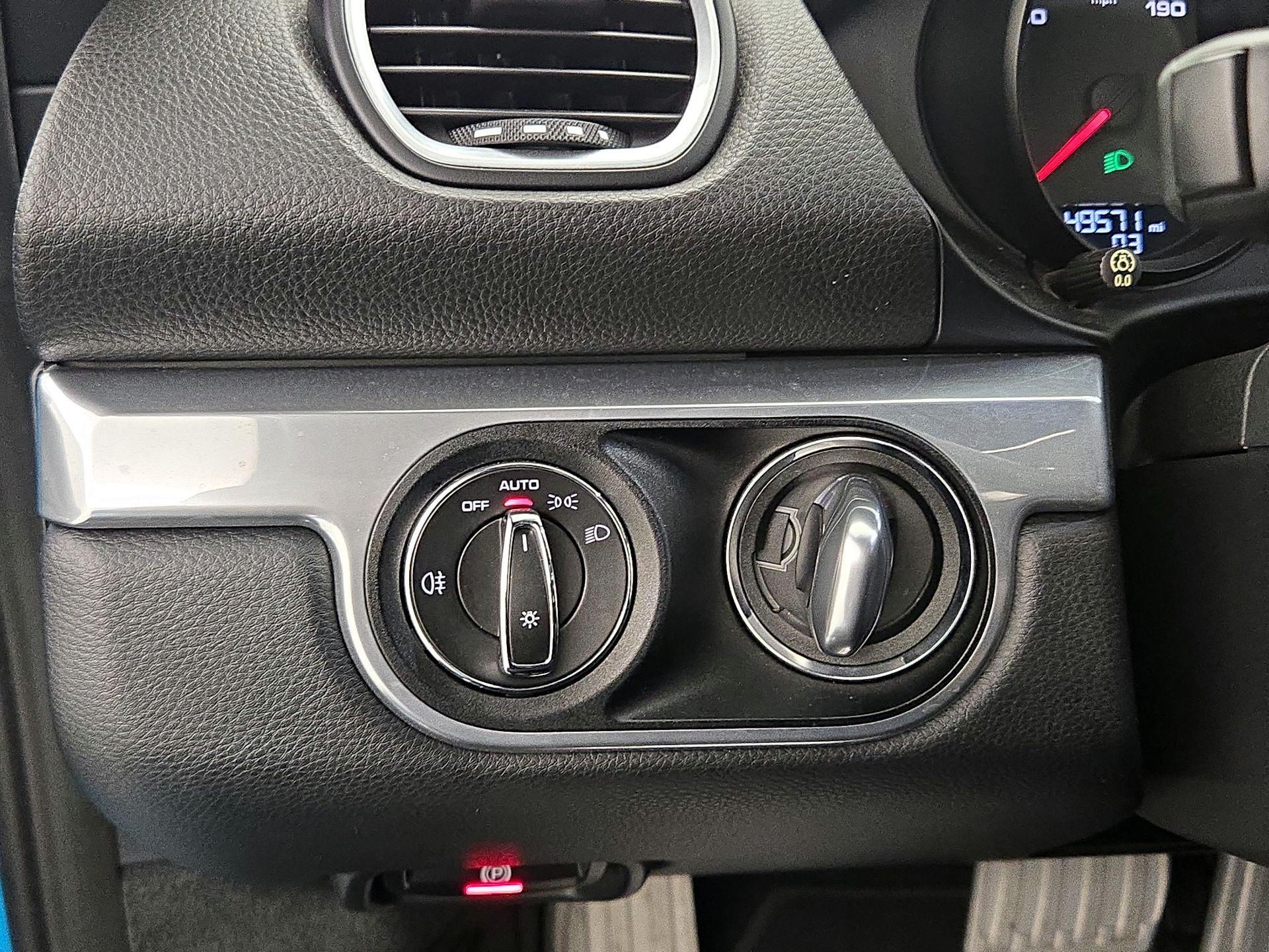 Thumbnail: 2018 Porsche 718 Boxster - 13