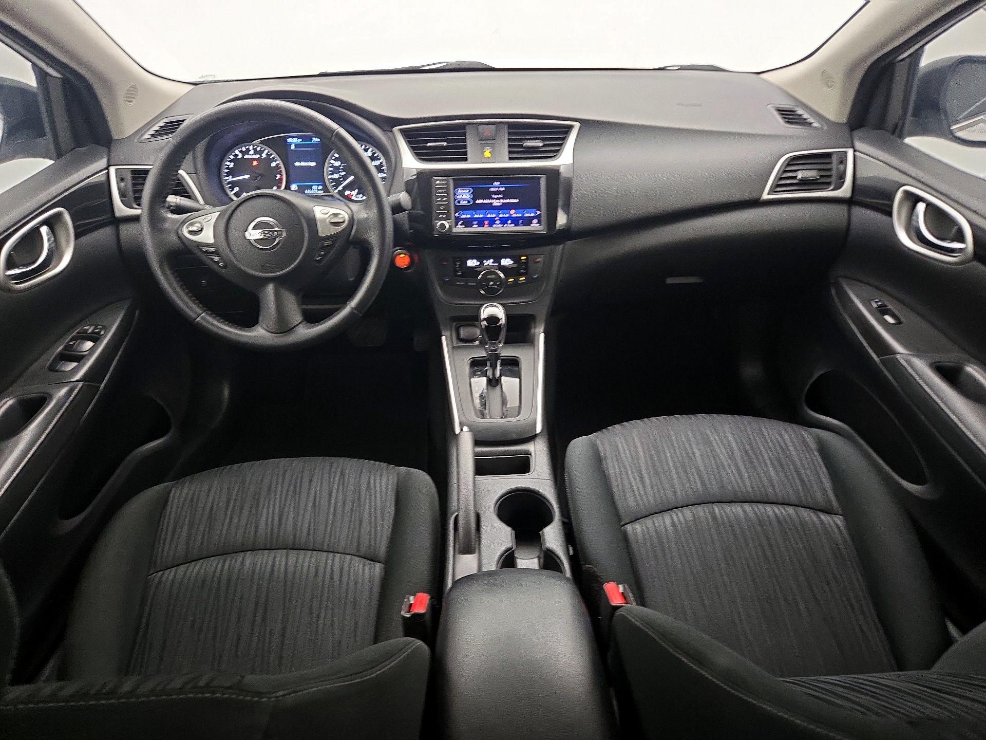 Thumbnail: 2019 Nissan Sentra - 9