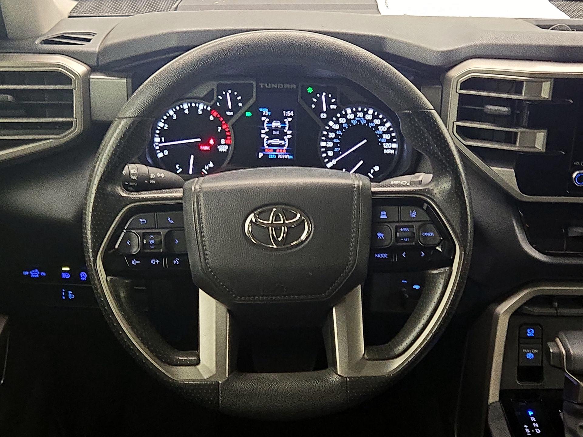 Thumbnail: 2023 Toyota Tundra - 10