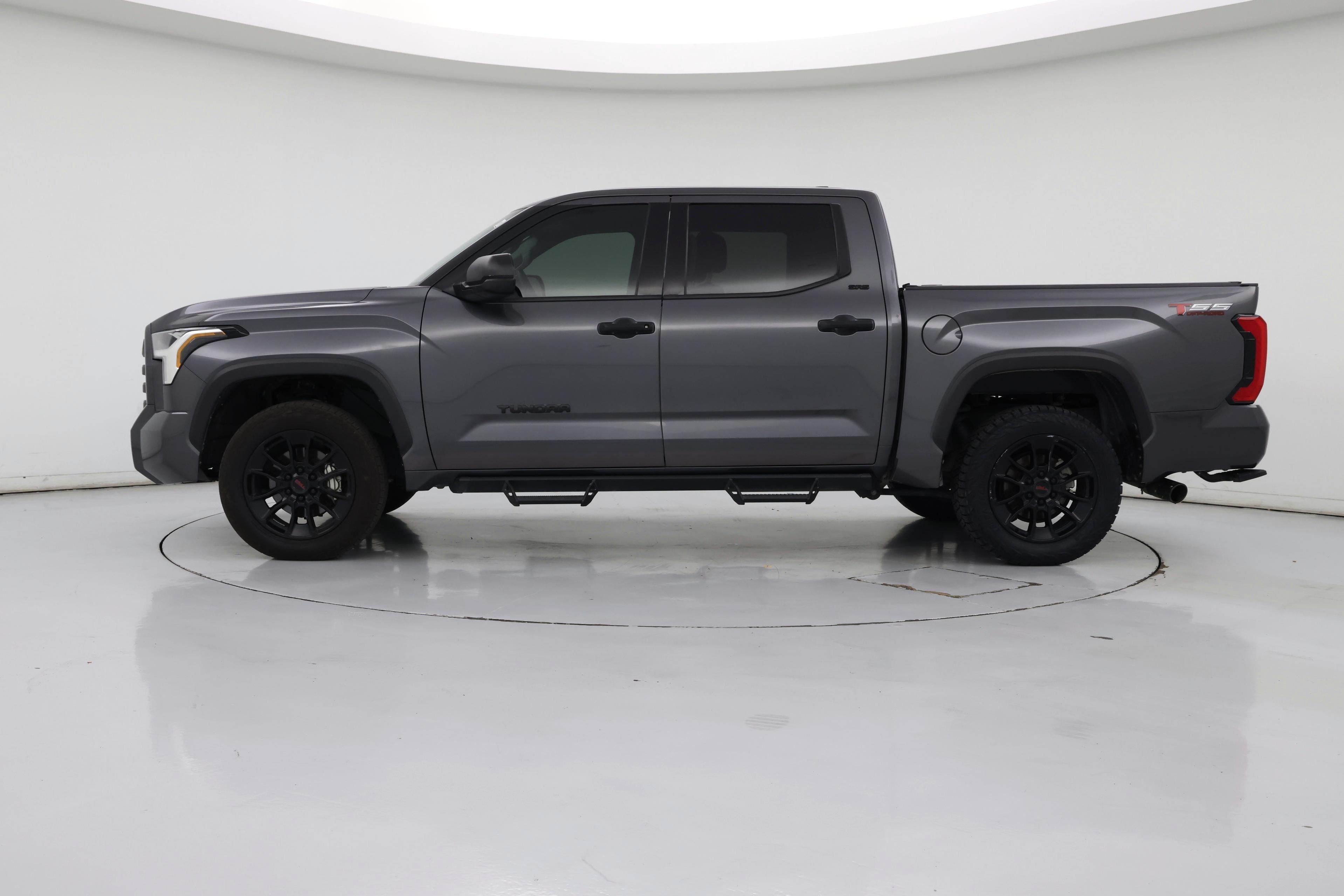Thumbnail: 2023 Toyota Tundra - 3
