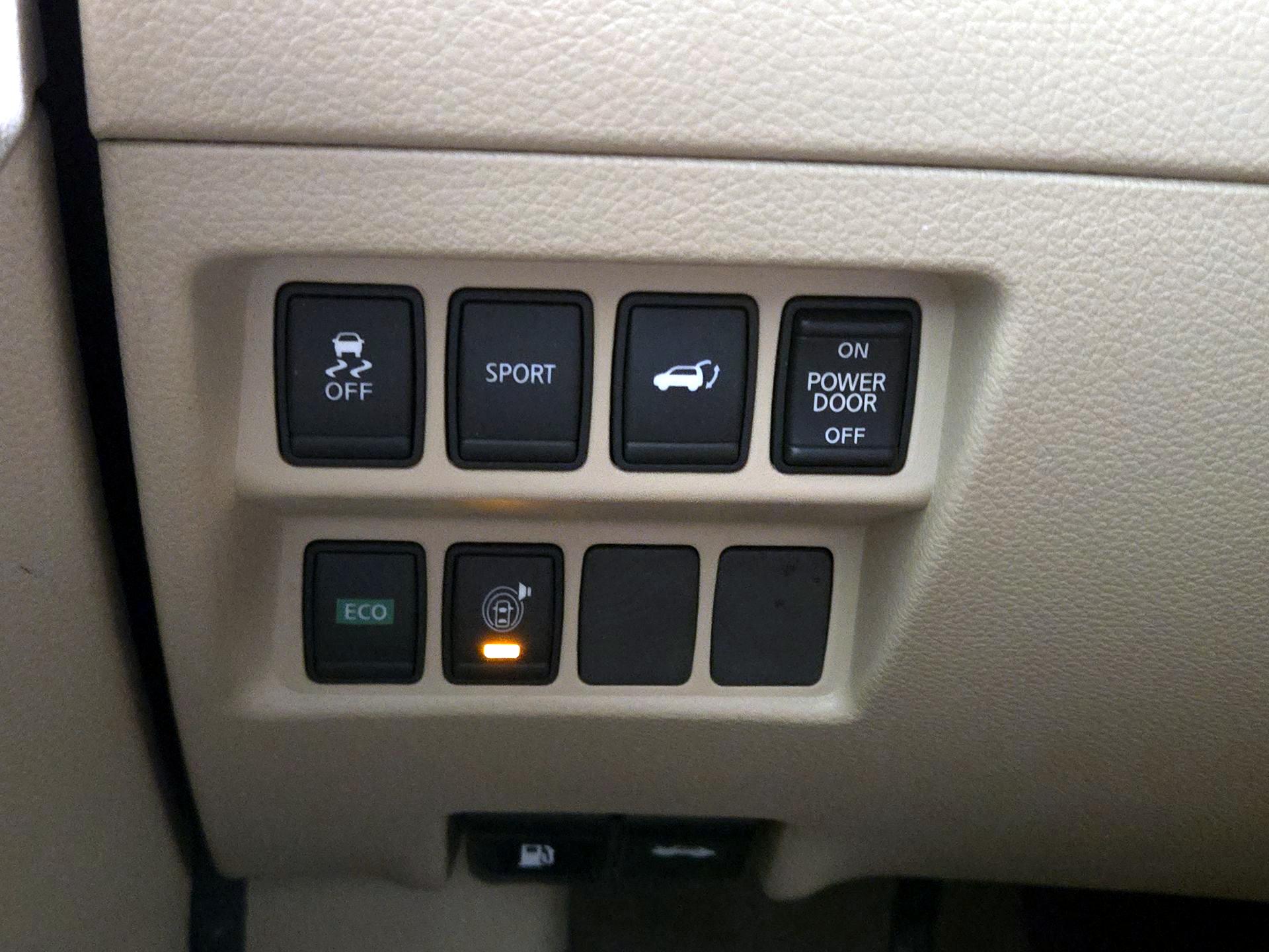 Thumbnail: 2015 Nissan Rogue - 13