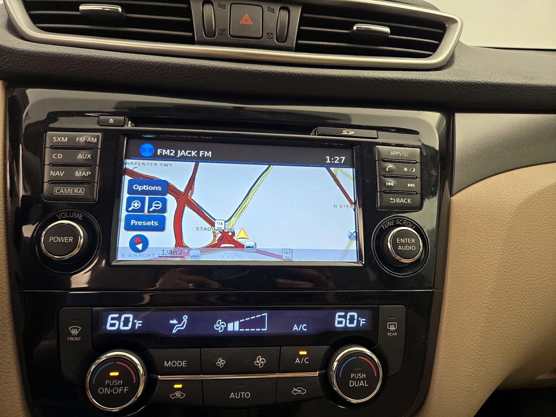 Thumbnail: 2015 Nissan Rogue - 14